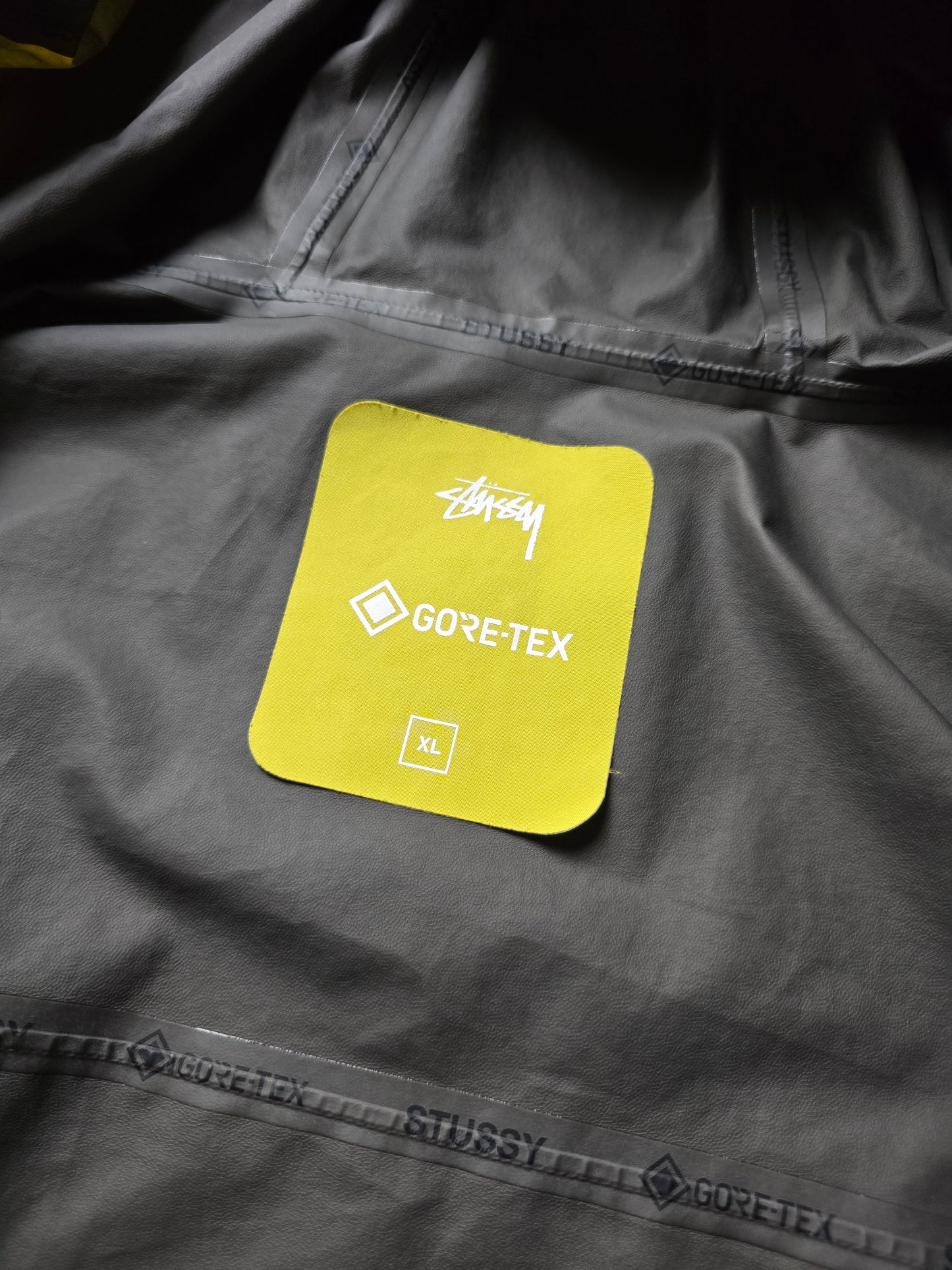 Stussy Gore-tex 2-Tone Shell Jacket (XL)