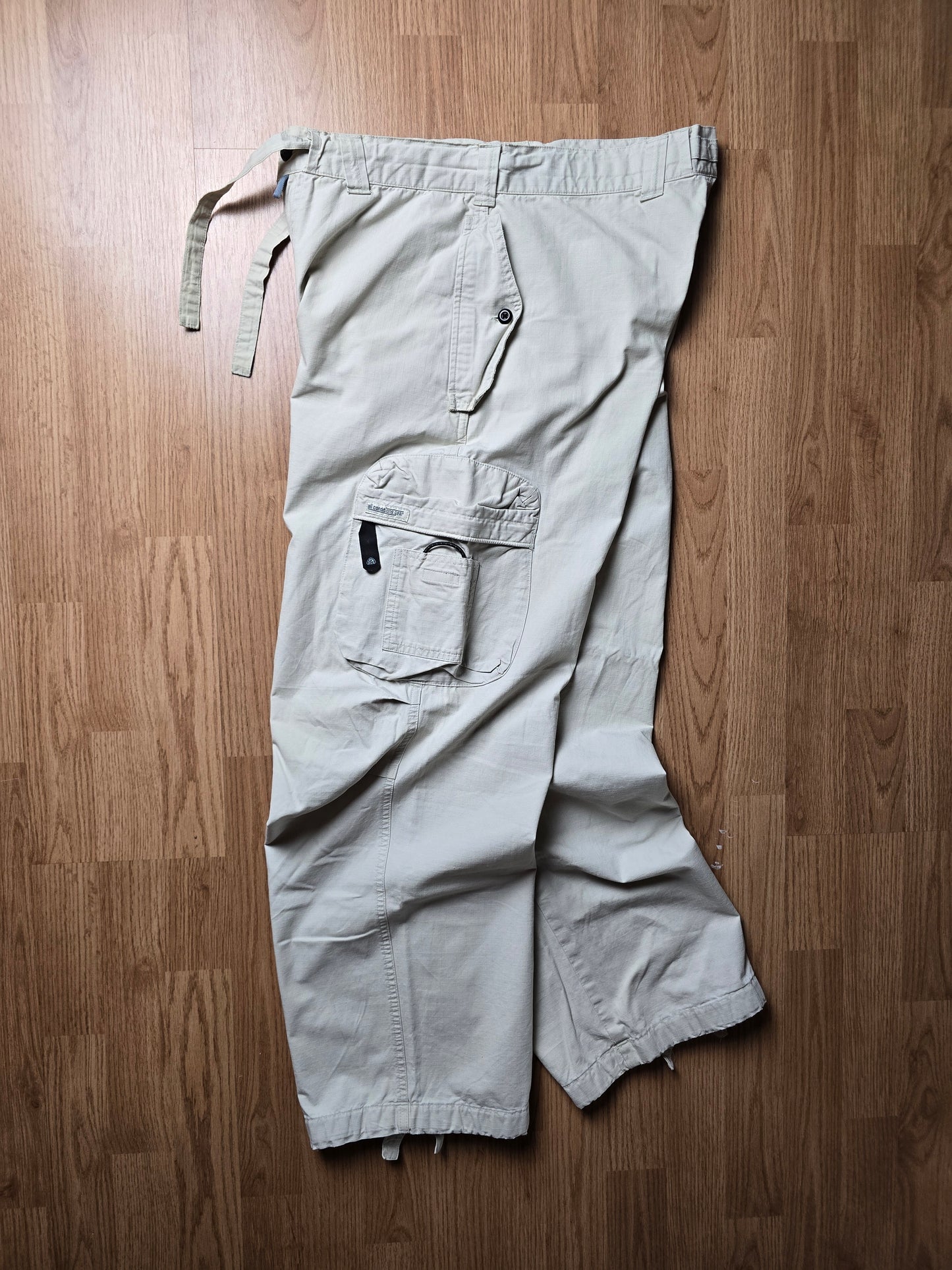 Vintage Nike ACG Baggy Technical Cargo Pants (M)