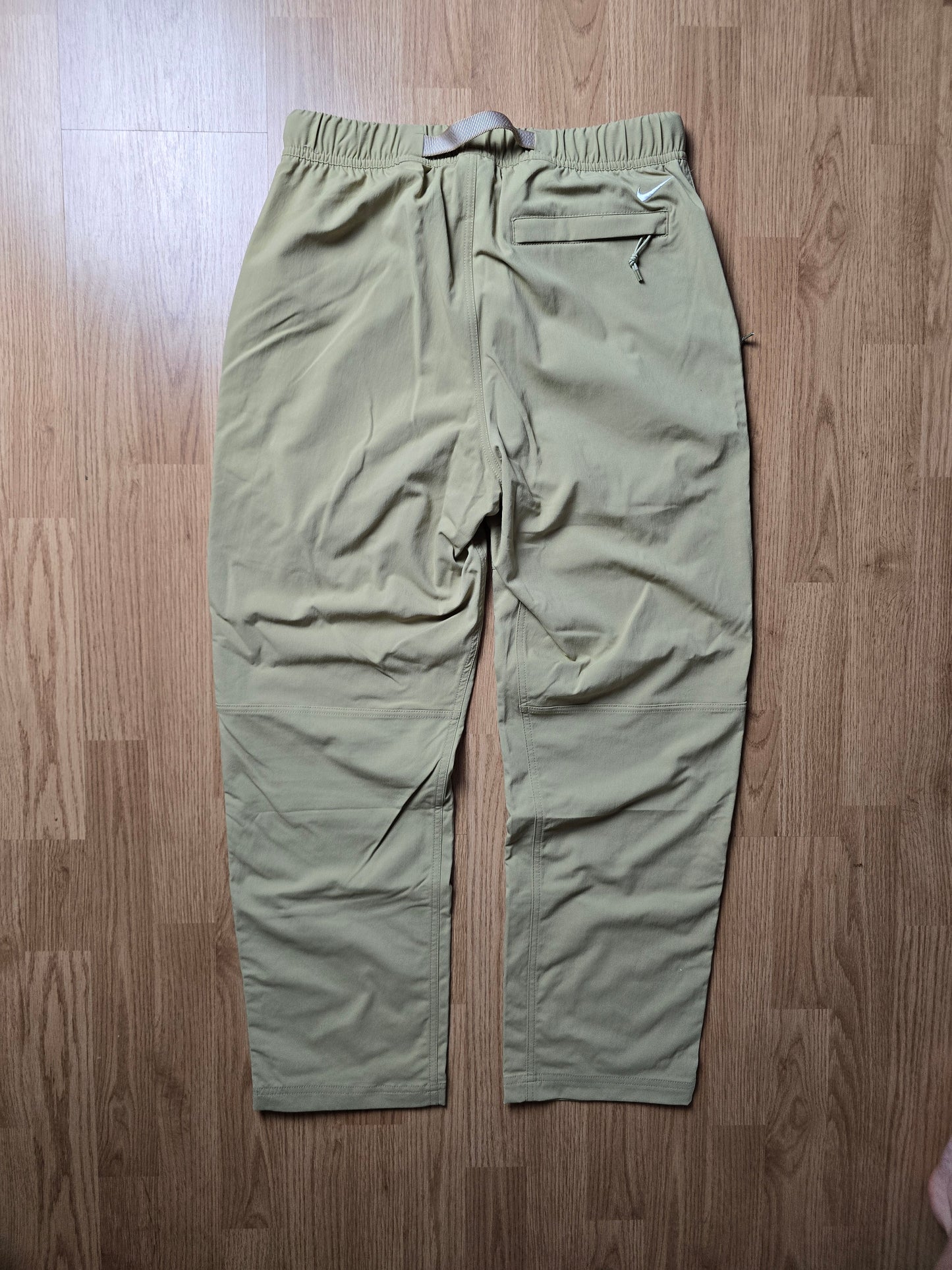 Nike ACG Lightweight Technical Belted Shell Pants (30x30)