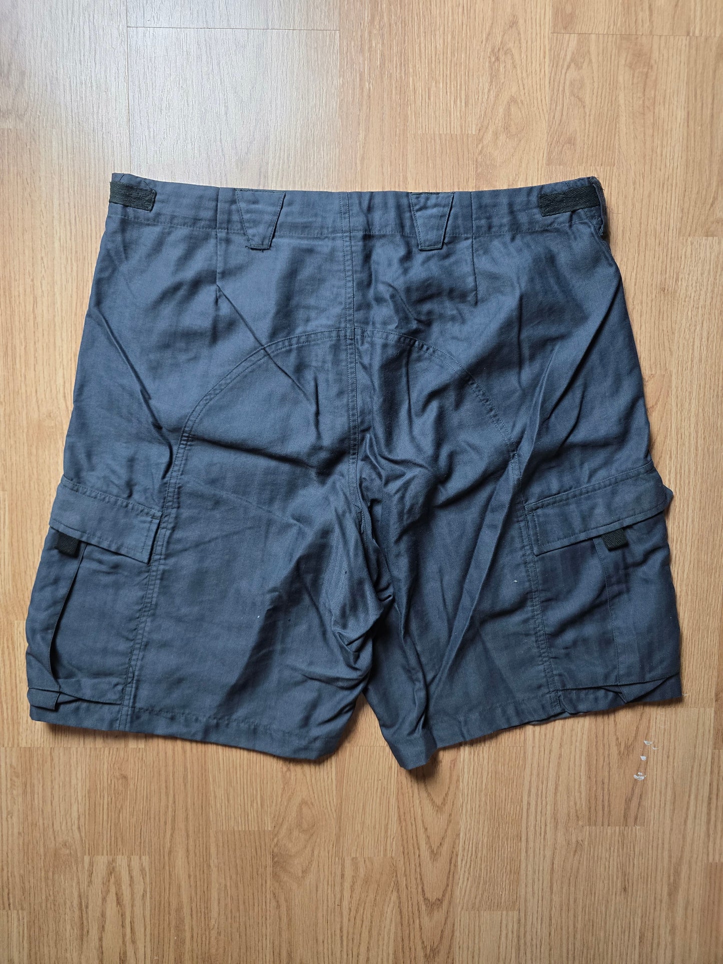 90s Nike ACG Lightweight Cargo Shorts (34)