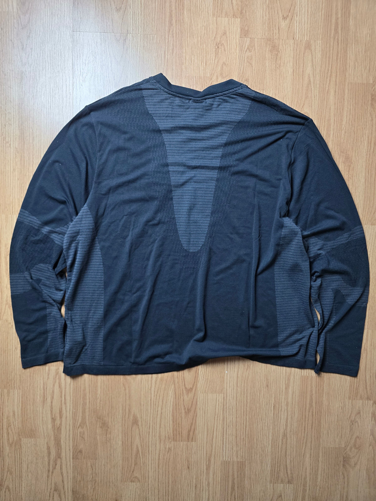 Nike ACG "Delta River" Dri-Fit ADV Longsleve Base Layer Top BNWT (XL)