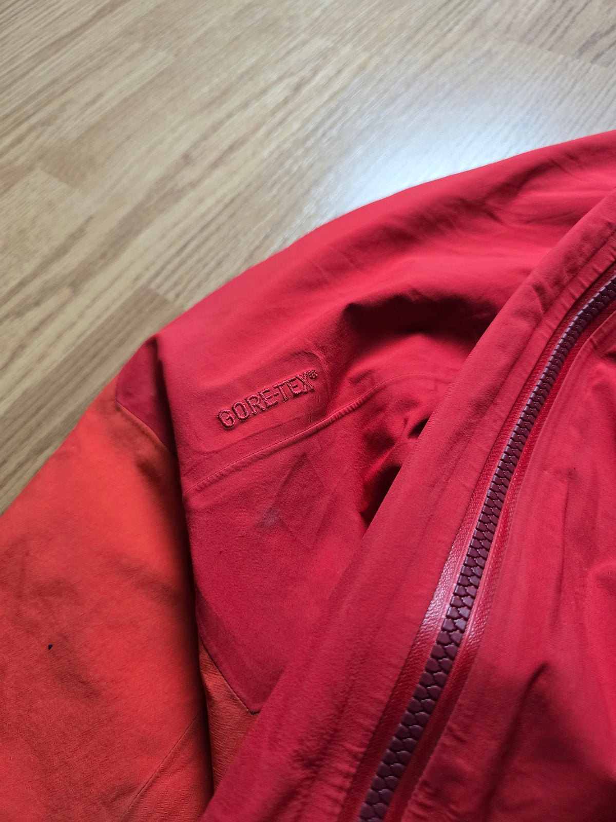 Arc'teryx Tantalus Gore-tex 2-Tone Shell Jacket (XL)