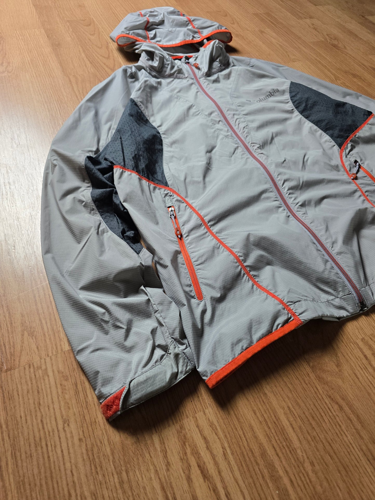 Columbia Omni Shield Windbreaker Jacket (M)