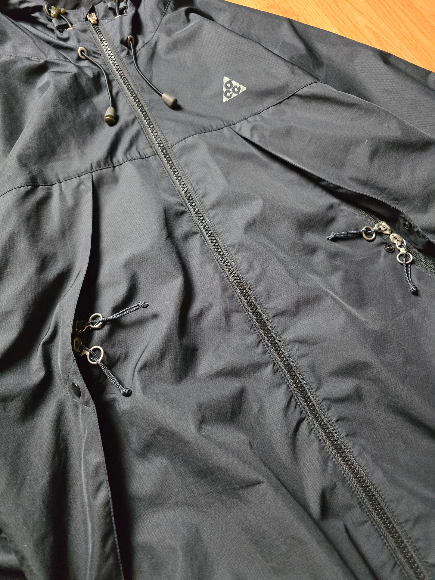 00s Nike ACG Technical Water-resistant Windbreaker (M)