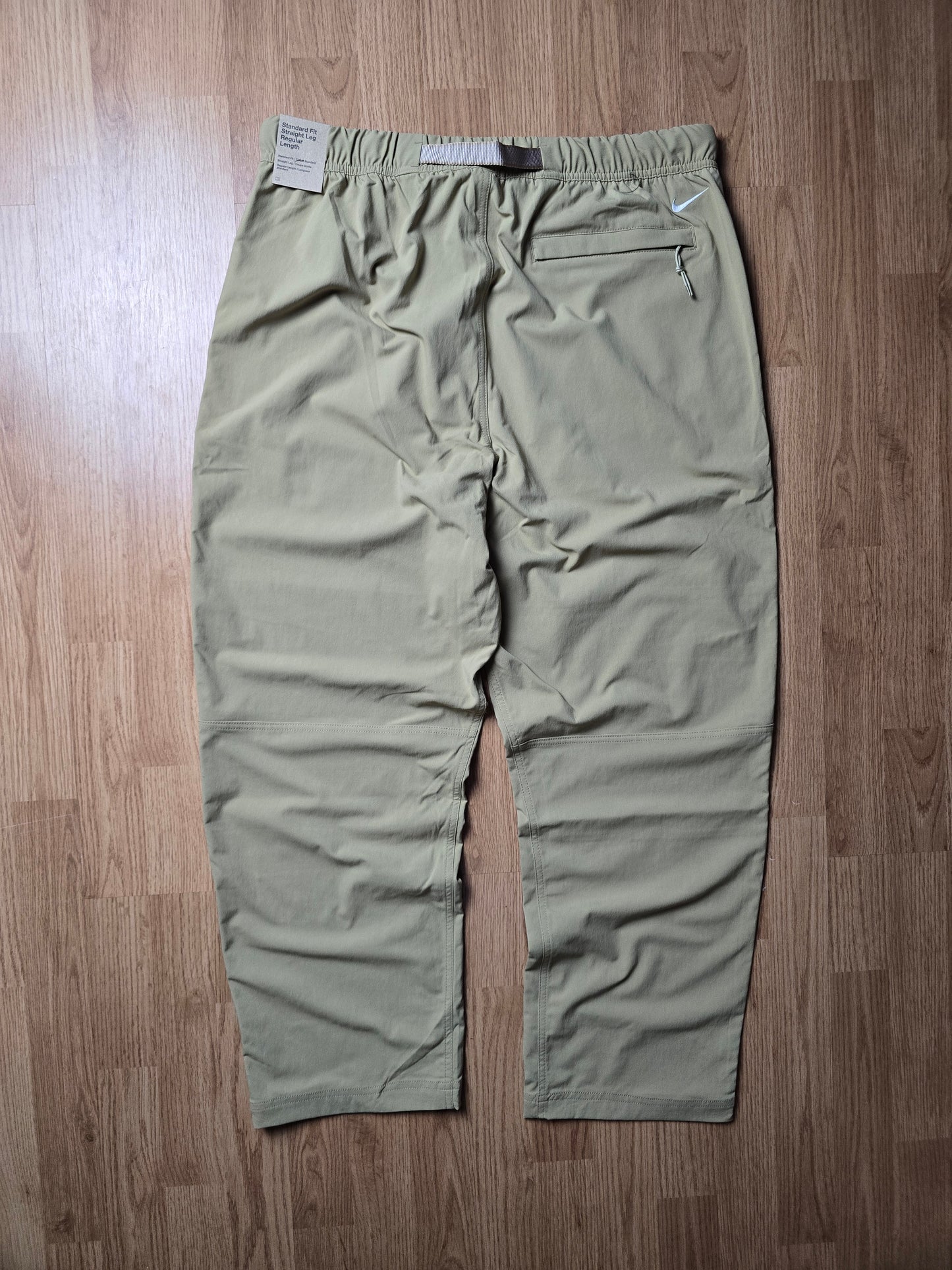 Nike ACG UV Hike Lightweight Technical Belted Shell Pants (L)