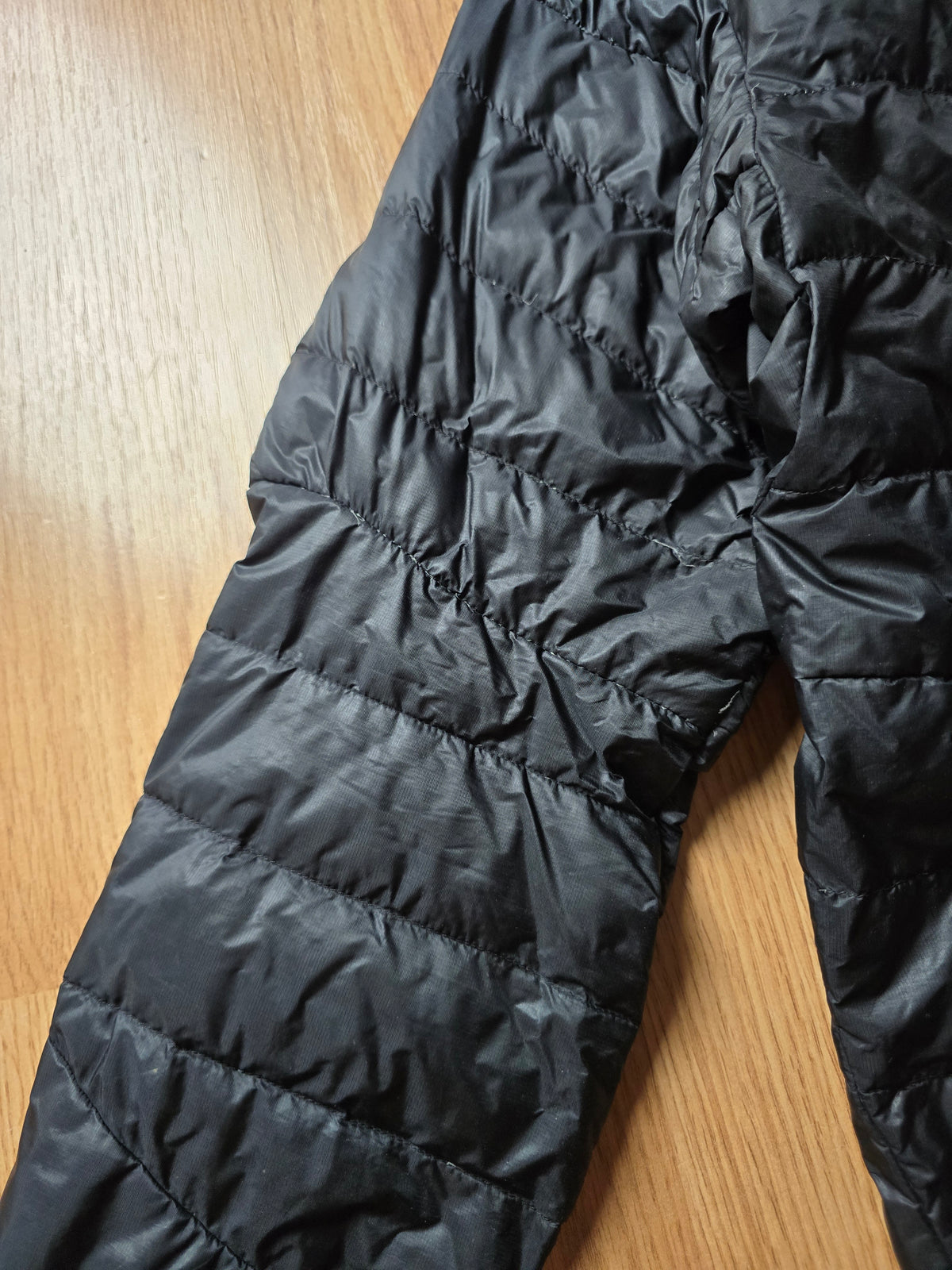 Arc'teryx 'Cerium LT' Down Filled Puffer Jacket (M)