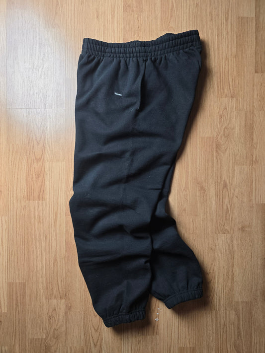 Supreme Baggy Small Box Logo Sweatpants/Joggers (M)