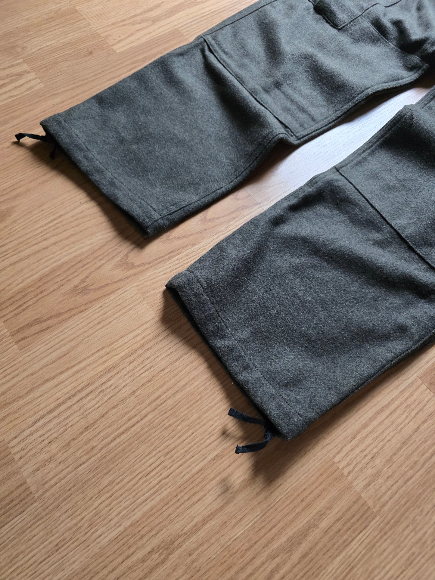 Gramicci Sample Wool Cargo Pants (32x31)