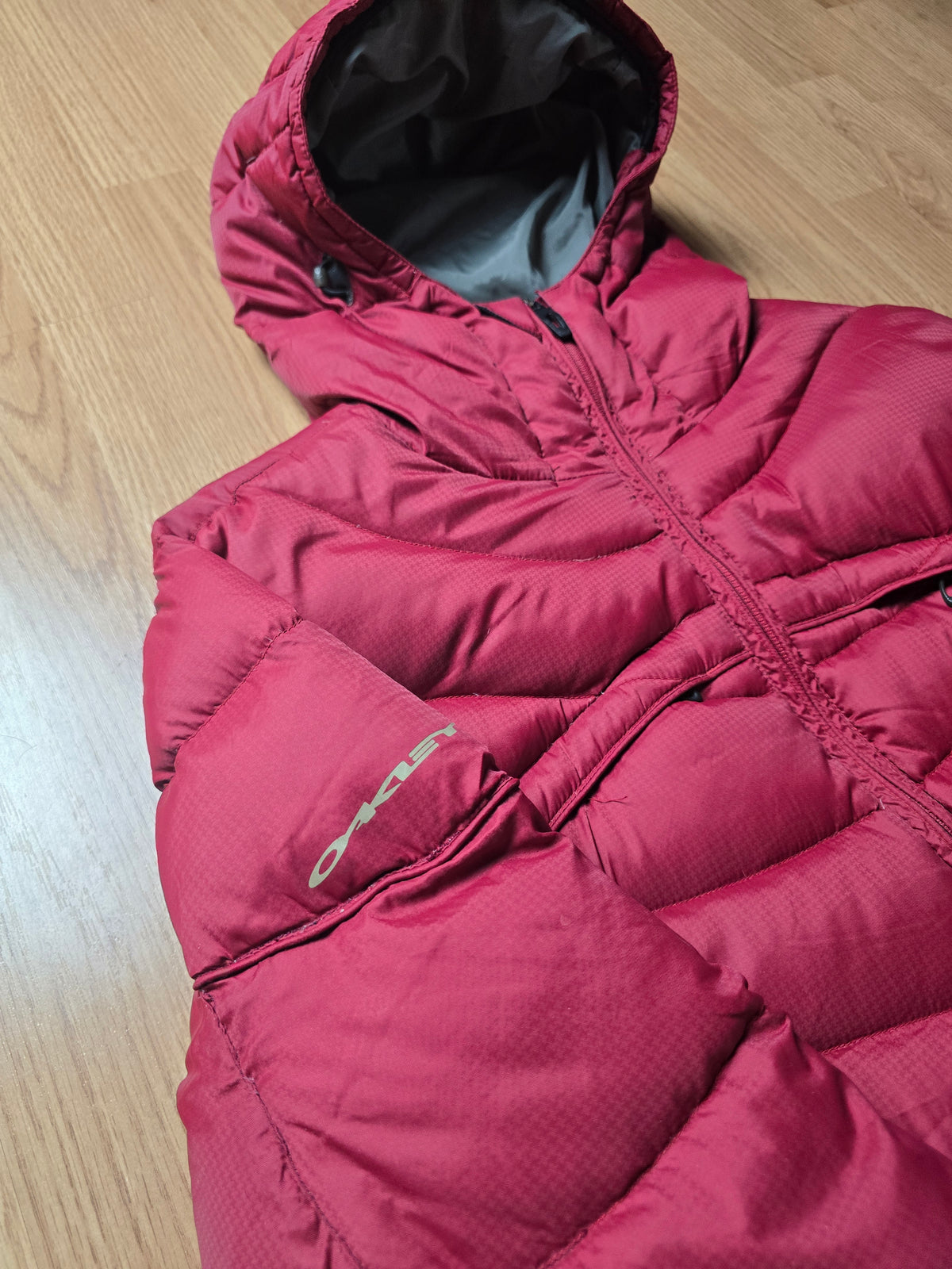 Vintage Oakley Technical Down Hooded Puffer Jacket (S/M)