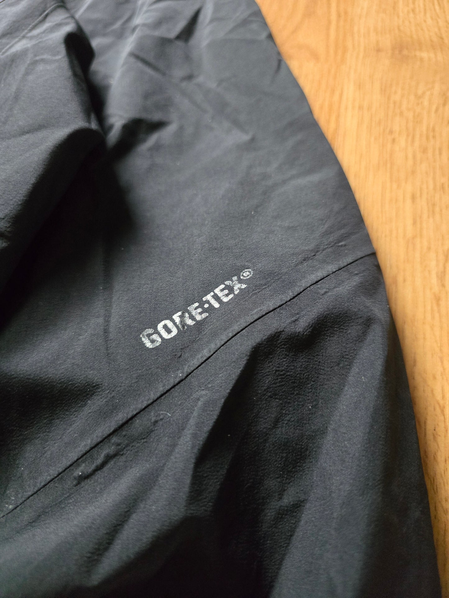 Arc'teryx 2015 Beta SL Gore-tex Jacket (L)