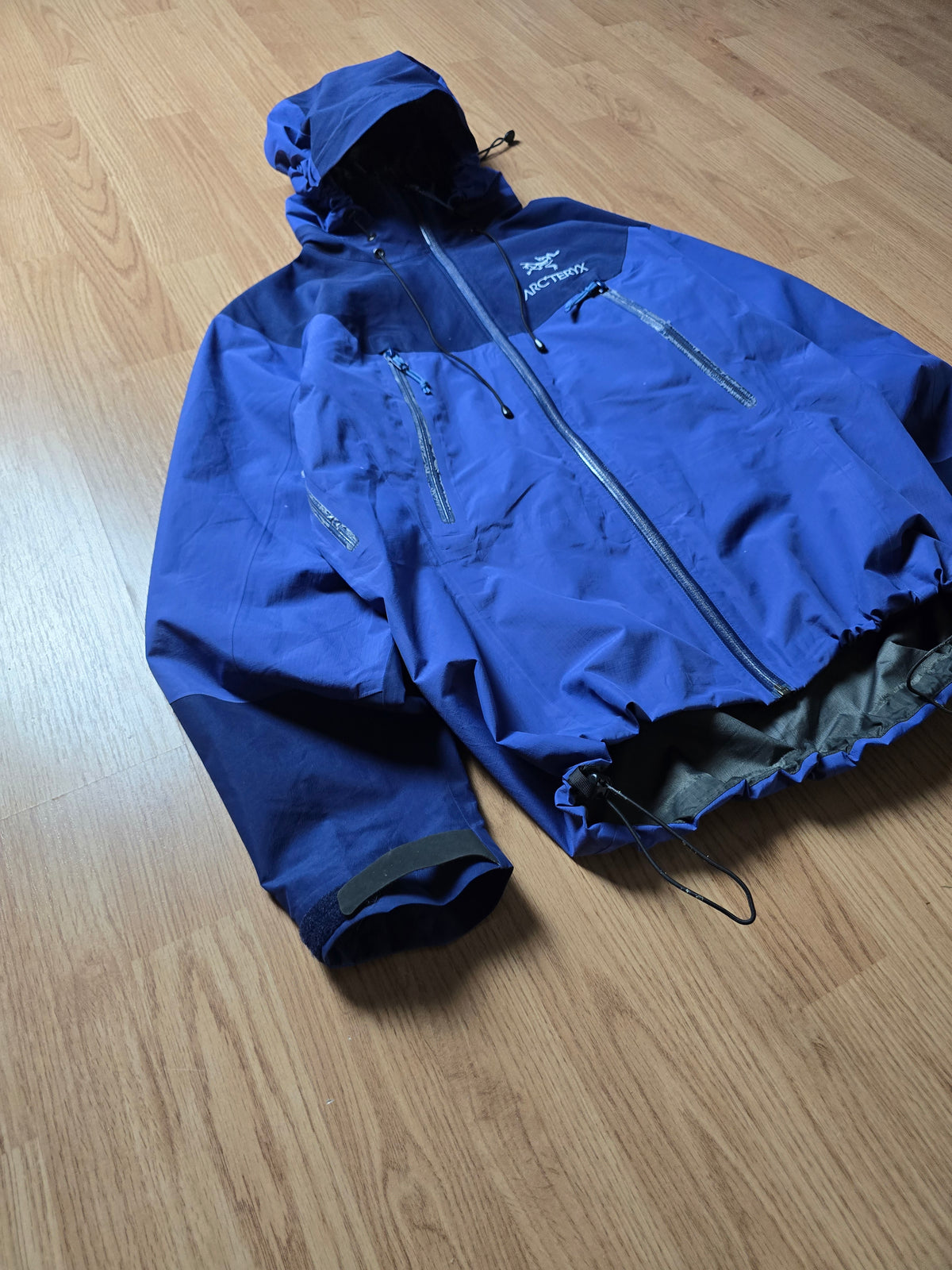 RARE W/ Arc'teryx Vintage Beta AR Gore-tex Jacket 'Indigo' (M)