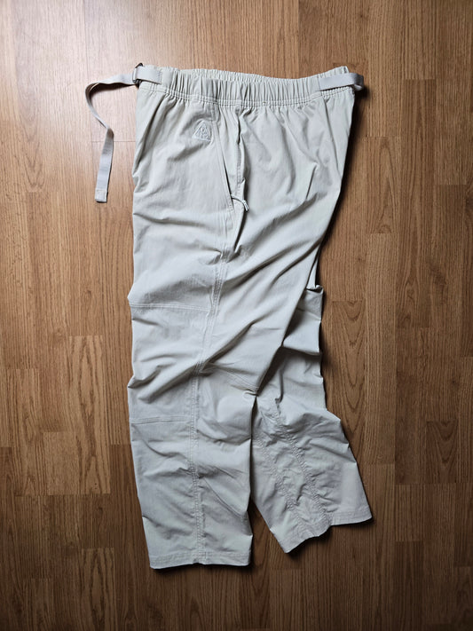 Nike ACG Lightweight Technical Hiking Pants (32x30)