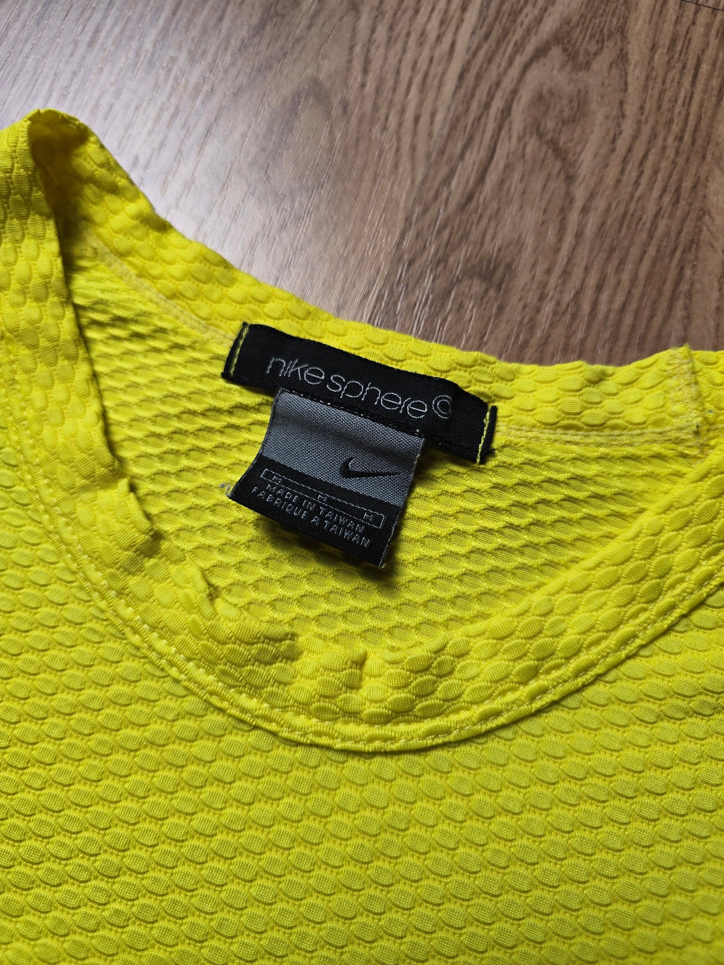 2000s Nike Sphere Textured Thermal Tee (M)