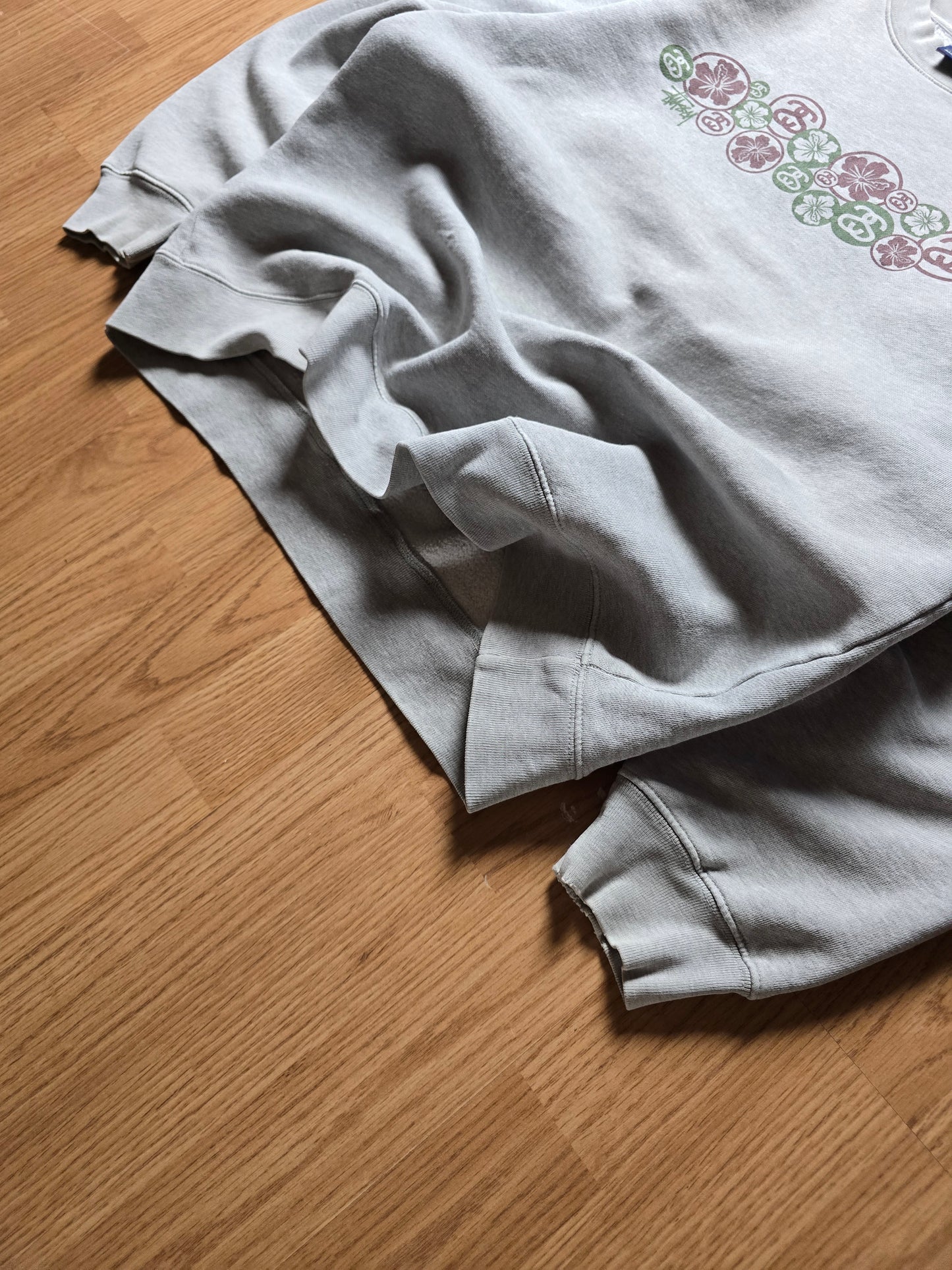 90s Stussy Floral Print Crewneck Sweatshirt (M)