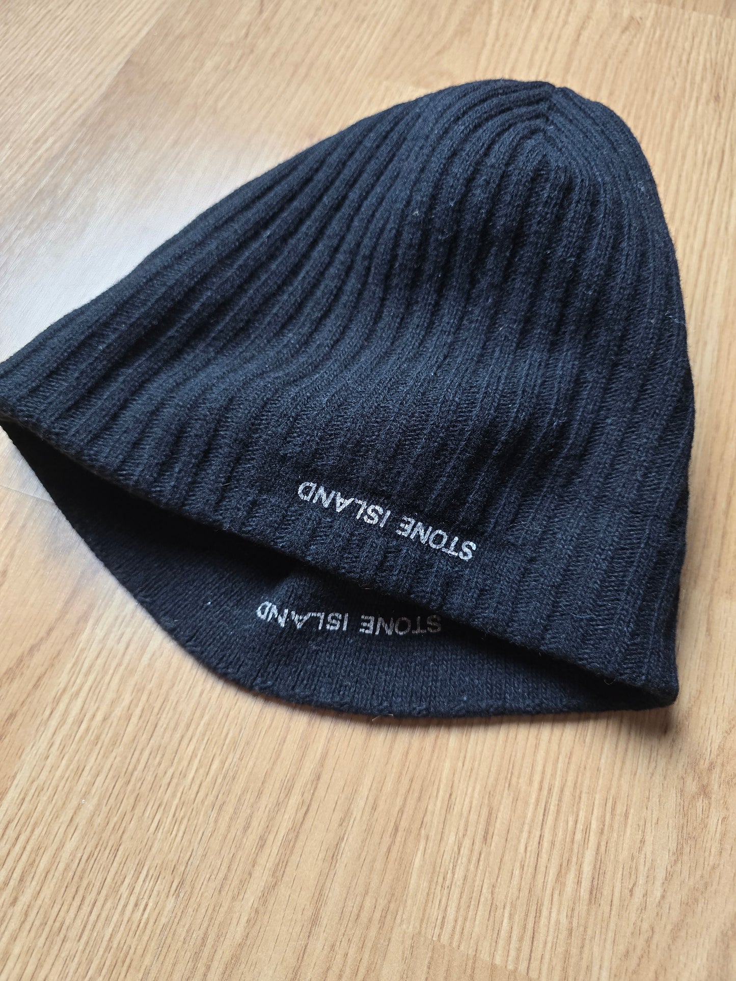 RARE Stone Island AW00 Reversible Ribbed Wool Beanie