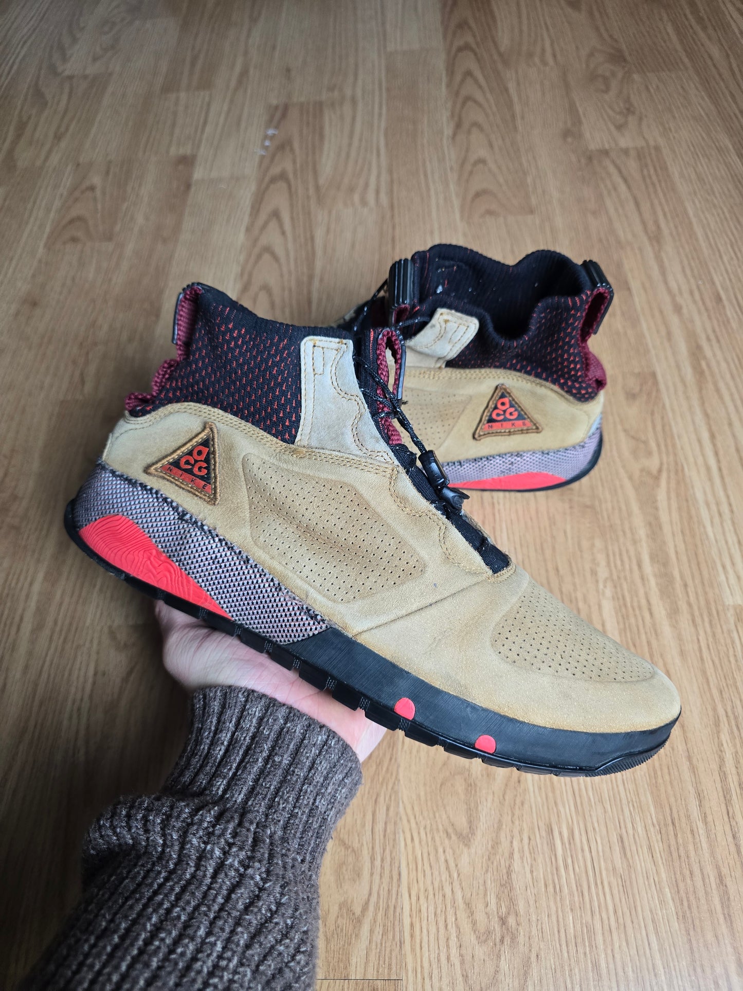 Nike ACG Rickle Ridge Boots (UK9.5)