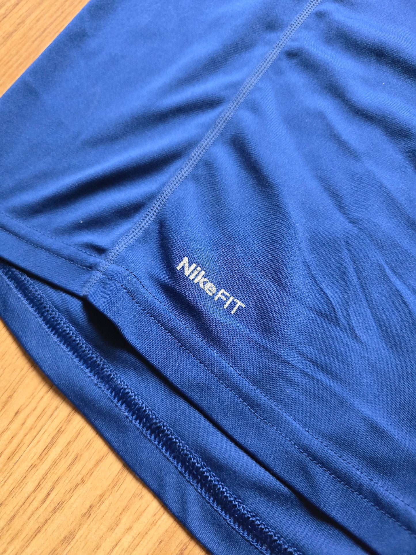 Y2K Nike Fit Mesh Panel Tee (L)