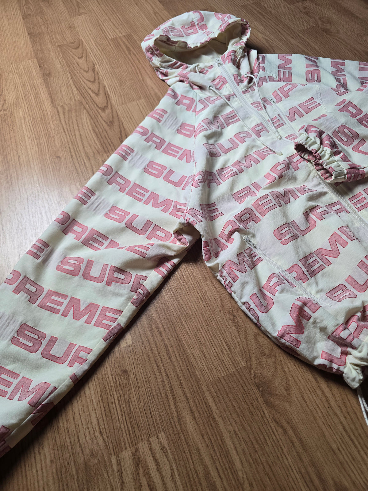 RARE Supreme Logo Ripstop Hooded Track Jacket (M)