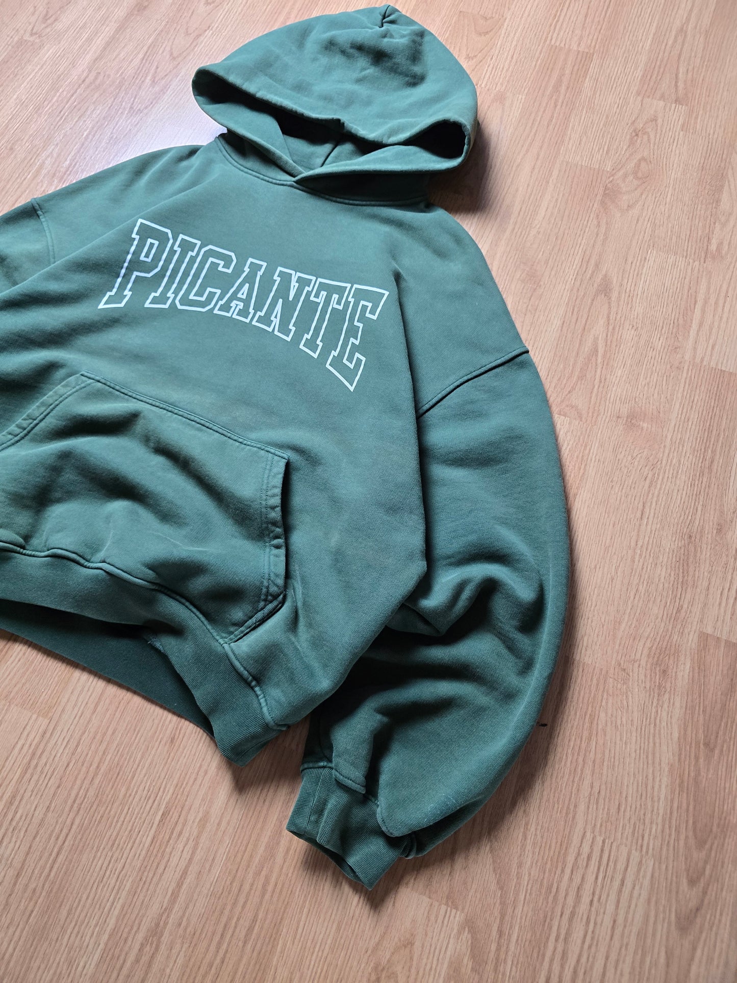 Picante Boxy Spellout Hoodie (M)