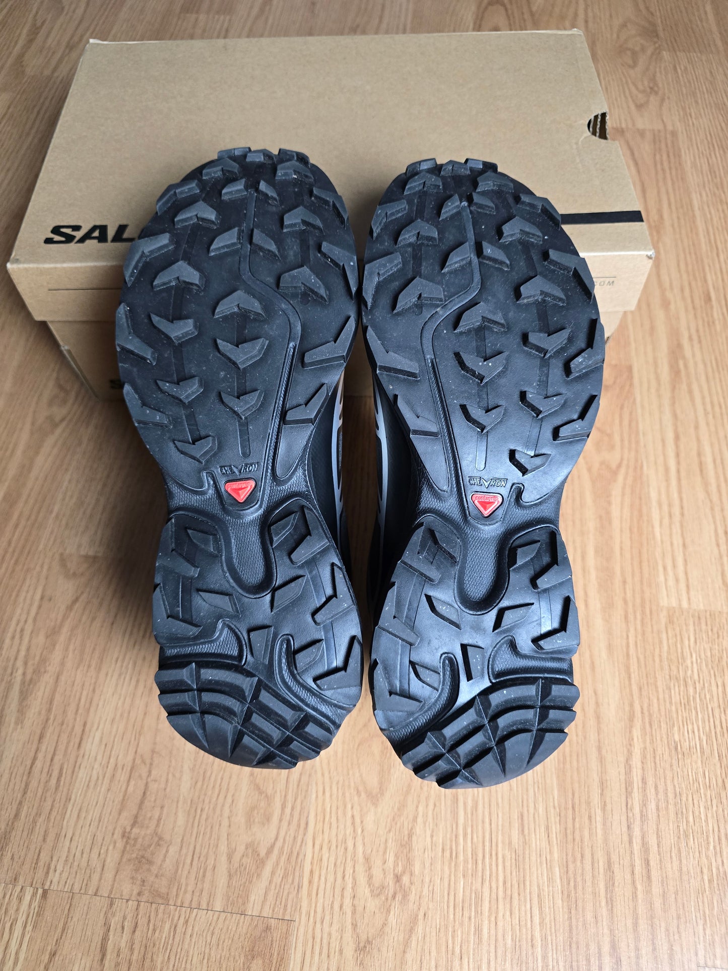 Salomon XT-6 Gore-tex Trainers (UK9)