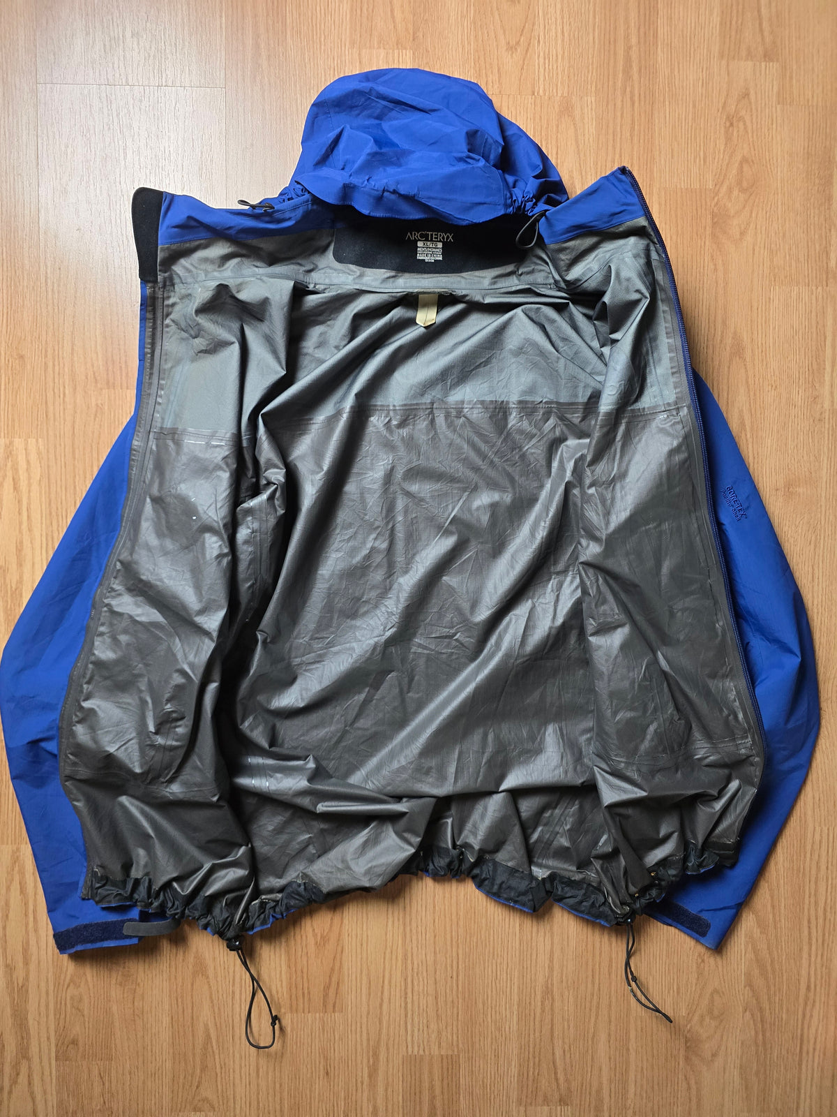 Arc'teryx Beta SL Gore-tex Jacket (XL)