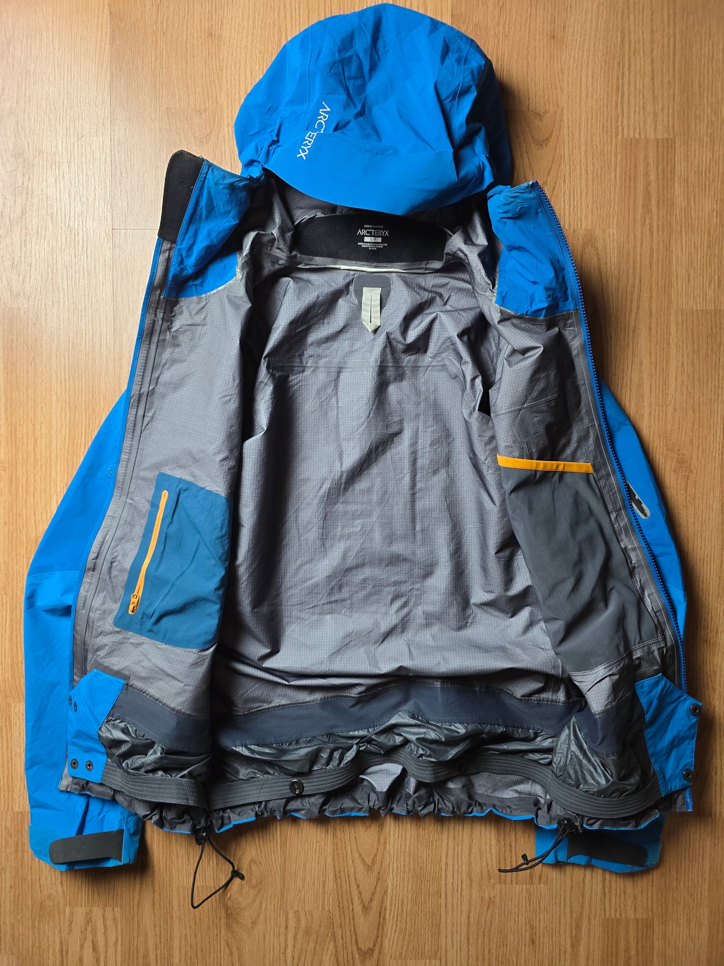 Arc'teryx Rush Gore-tex 2-Tone Shell Jacket (S/M)