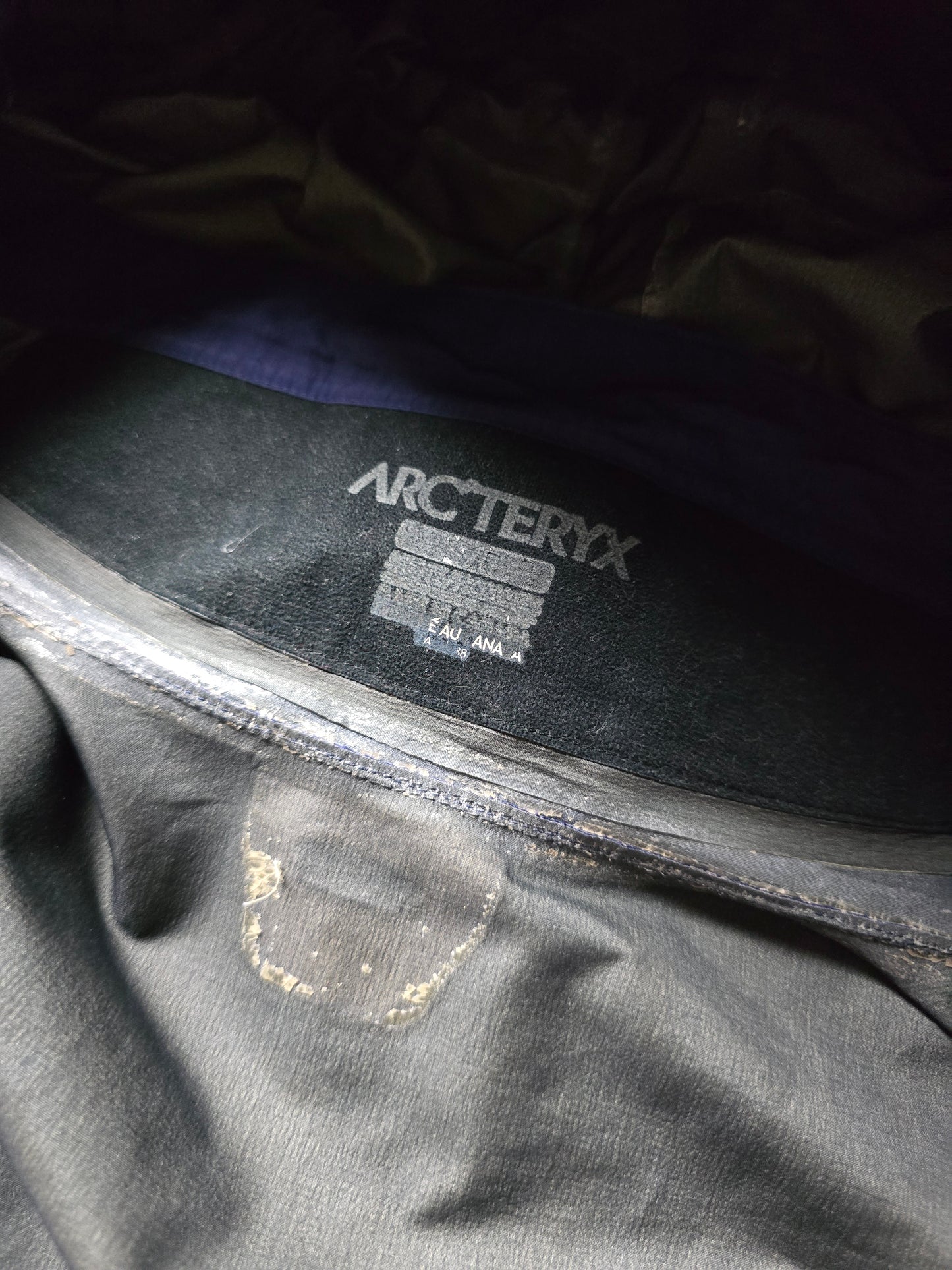 RARE Arc'teryx 2001 Theta AR 24K Gore-tex Pro Shell Jacket (M)