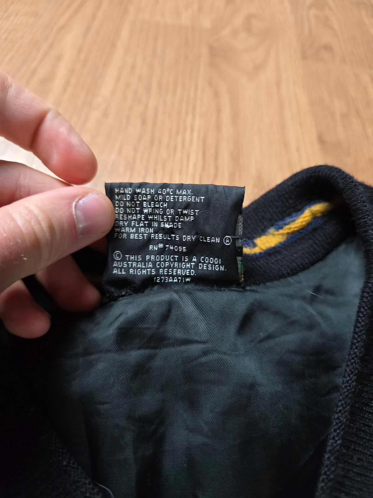 80-90s Coogi 3D Wool Knit Zip Bomber Jacket (M)