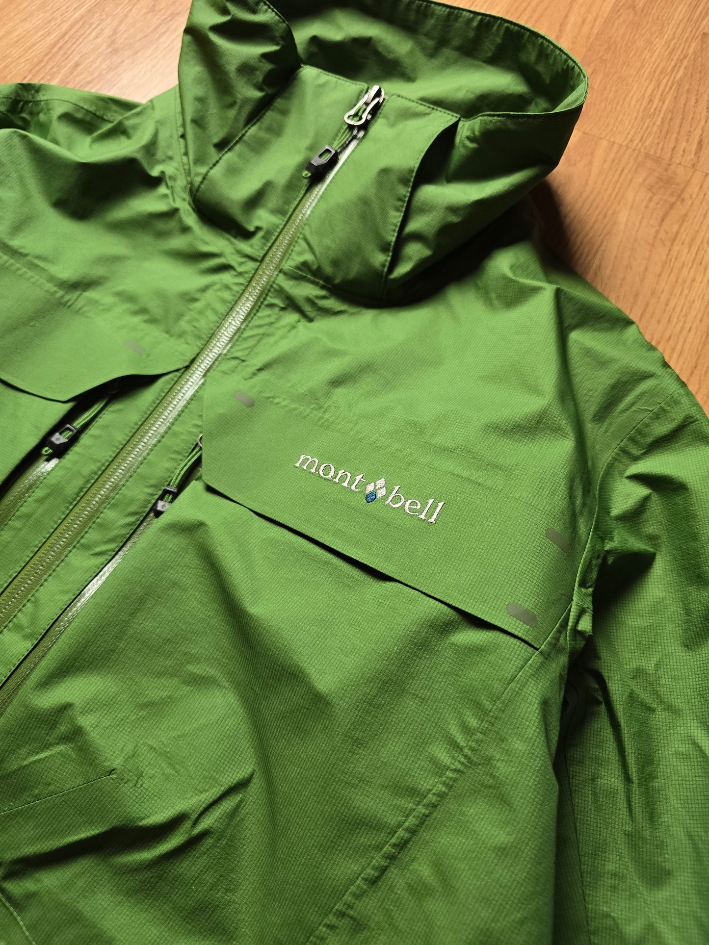 Montbell Technical Waterproof Rain Jacket (L)