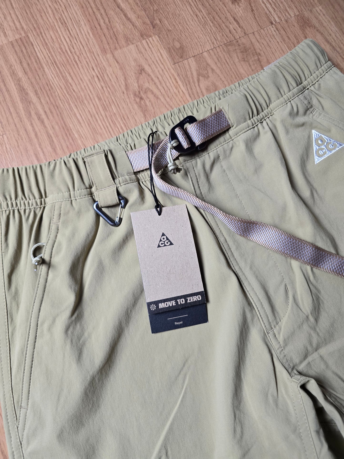 Nike ACG UV Hike Lightweight Technical Belted Shell Pants (XS)