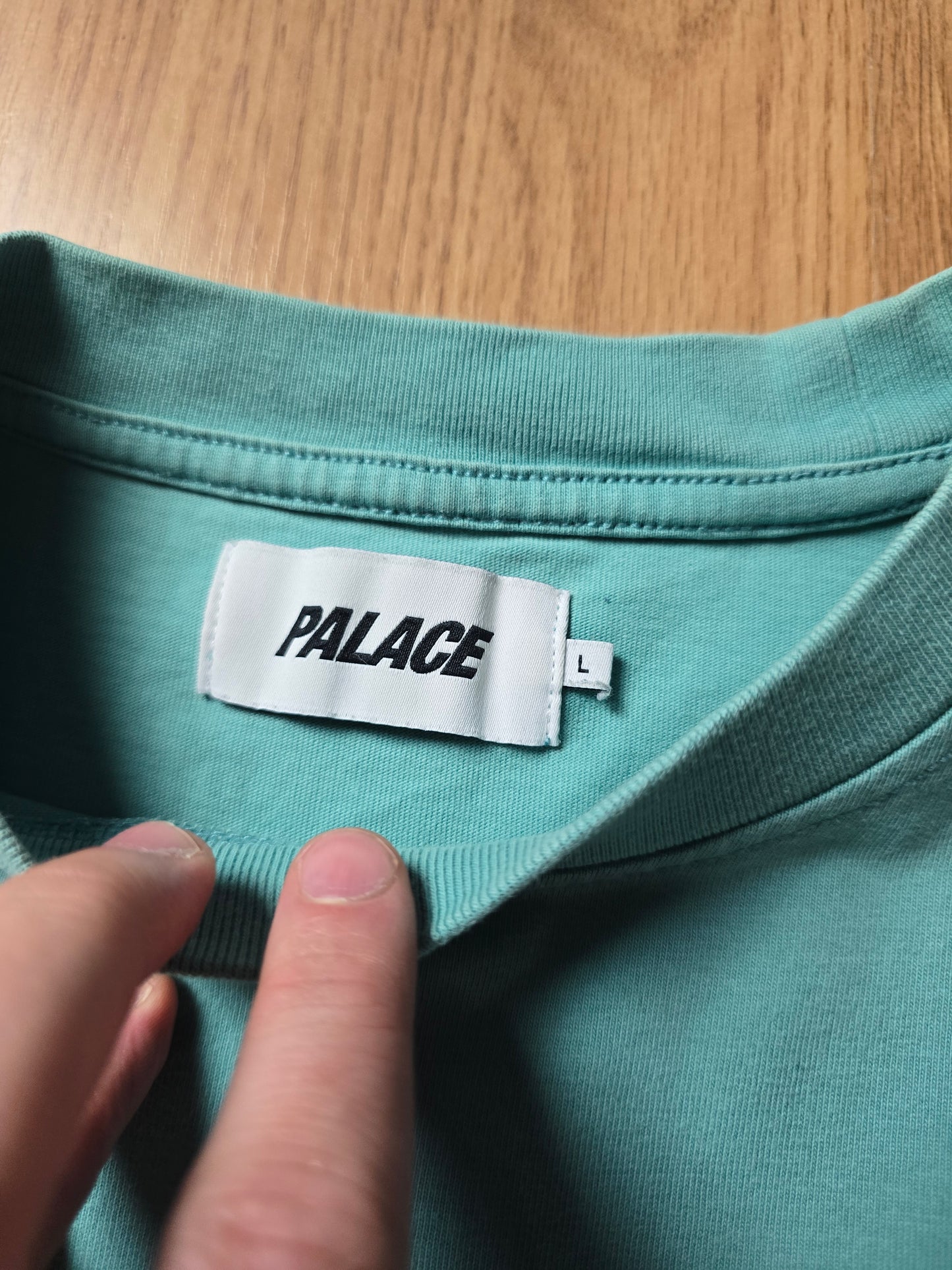 Palace Contrast Stitch T-shirt (M/L)