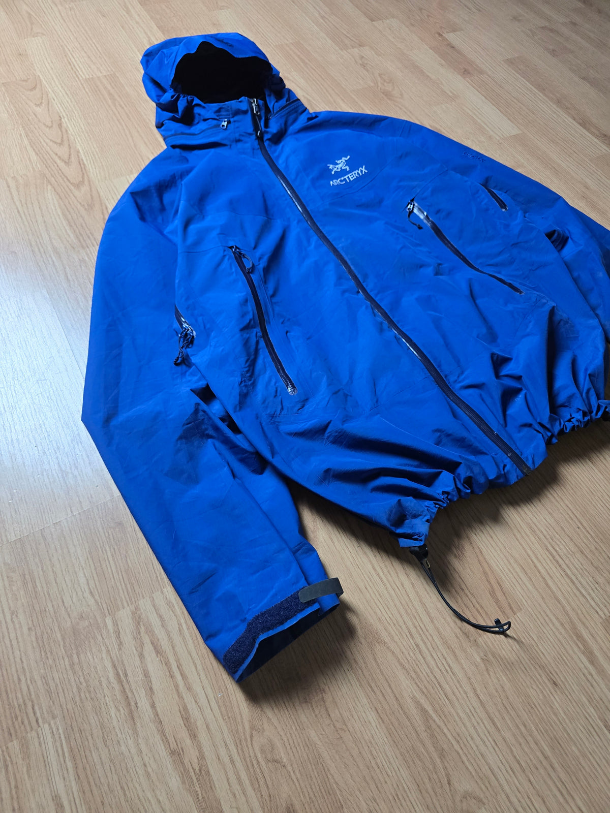 Arc'teryx Beta SL Gore-tex Jacket (XL)