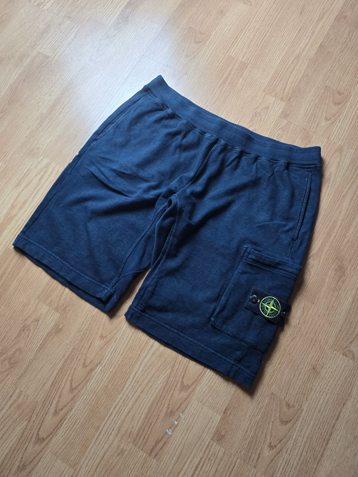 Stone Island Sweat Cargo Shorts (XL/XXL)