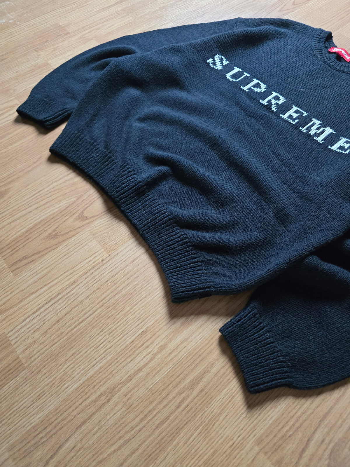 Supreme SS25 Contrast Logo Knit Sweater (L)