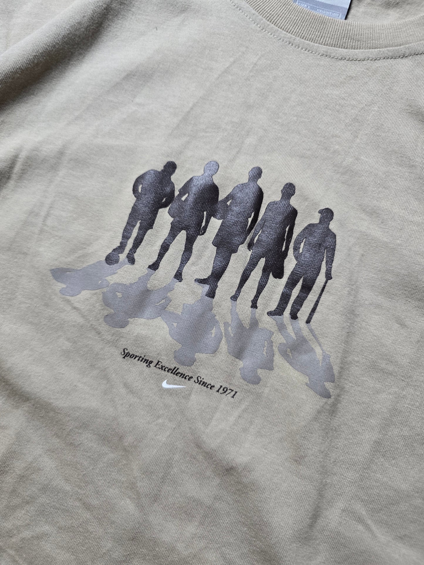 Vintage Nike Sporting Essentials Tee (L)