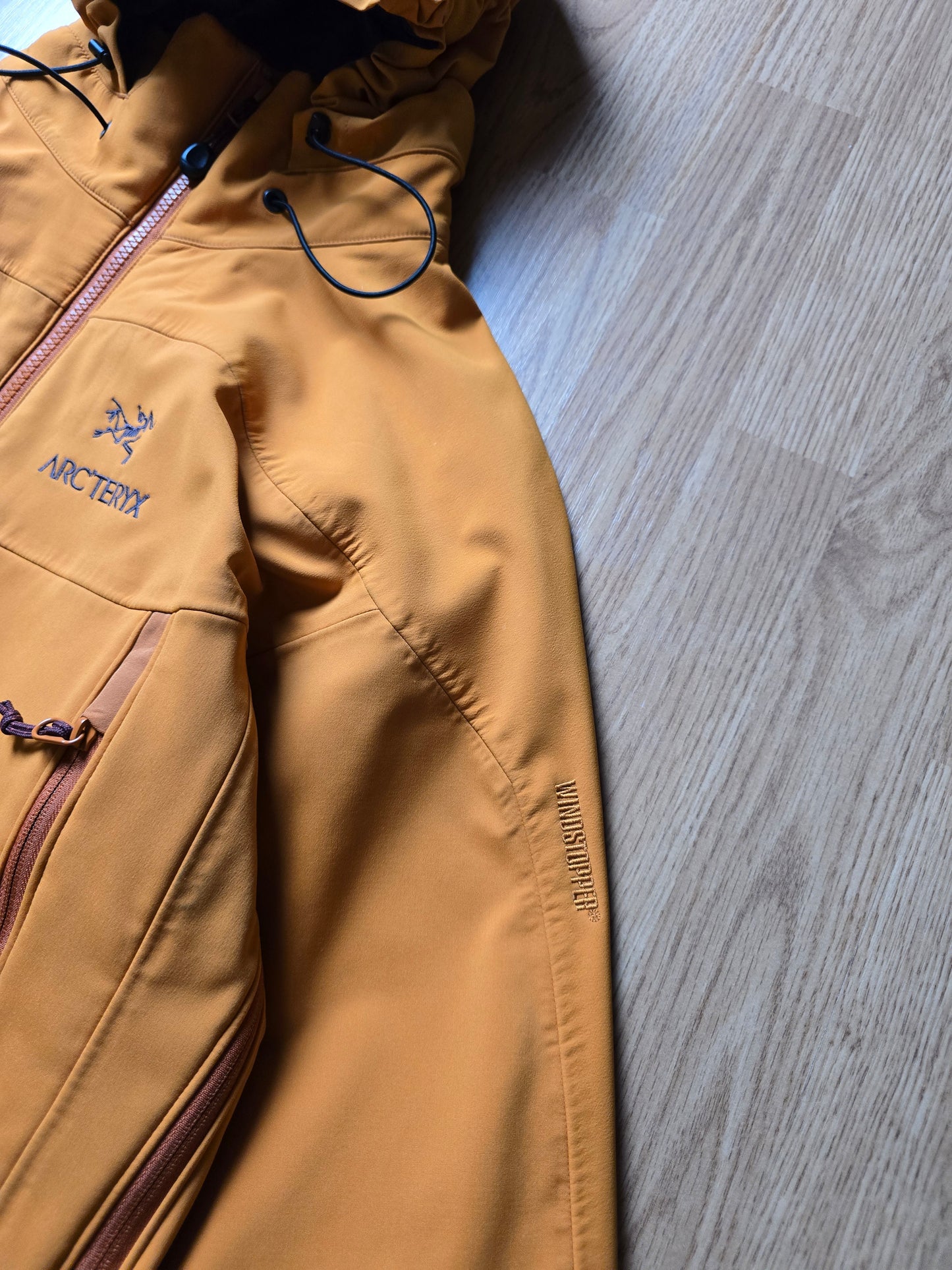 00s Arc'teryx 'Venta SV' Softshell Windstopper Jacket (M)