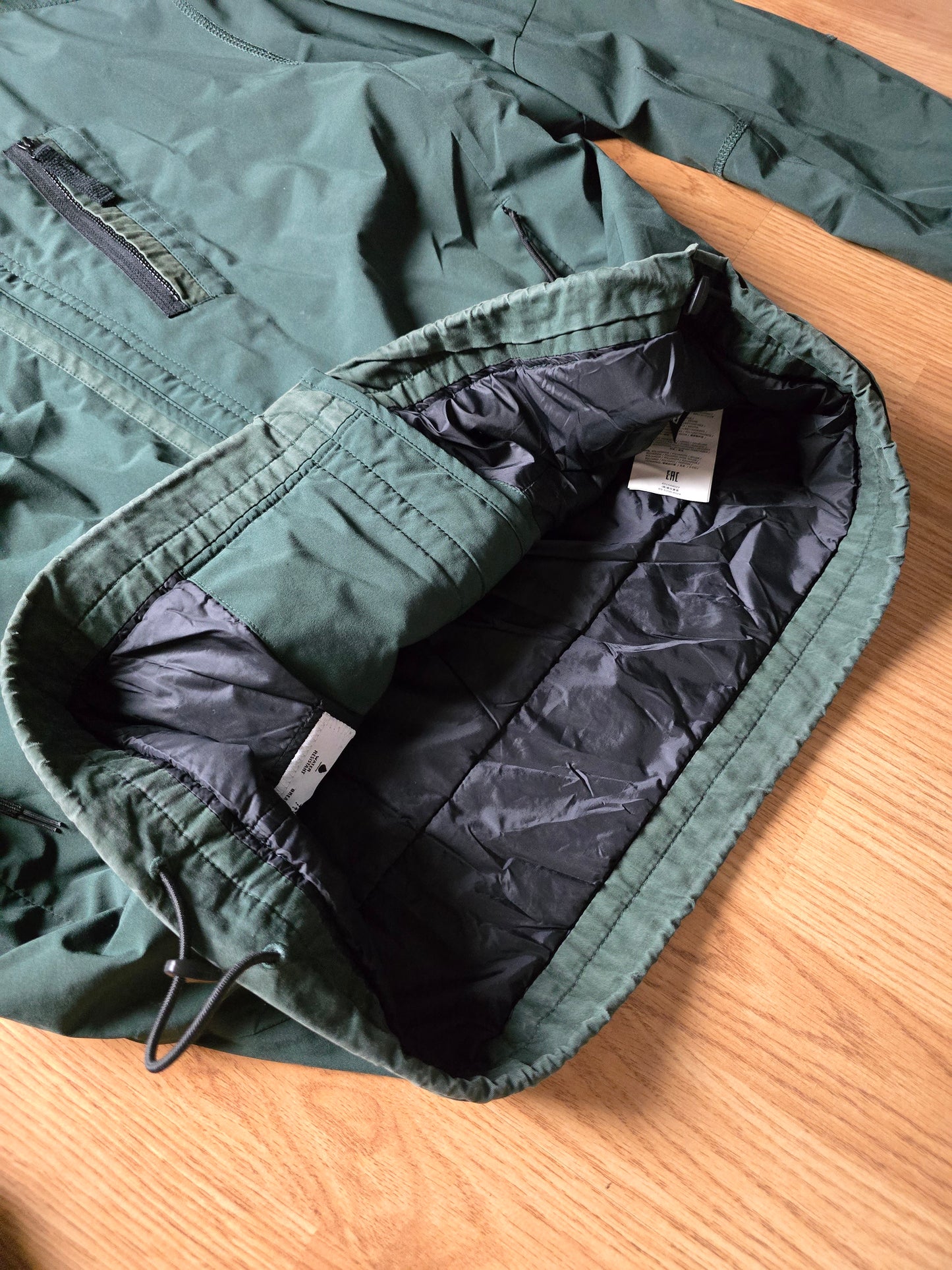 Stone Island Primaloft Insulated Soft Shell-R Jacket (L)