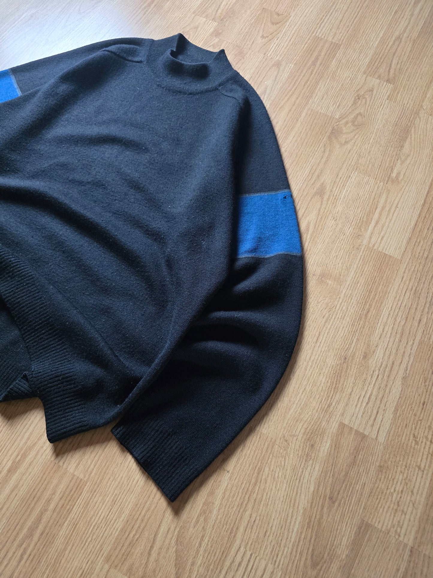 Vintage Oakley Mock Neck Wool Blend Sweater (XL)