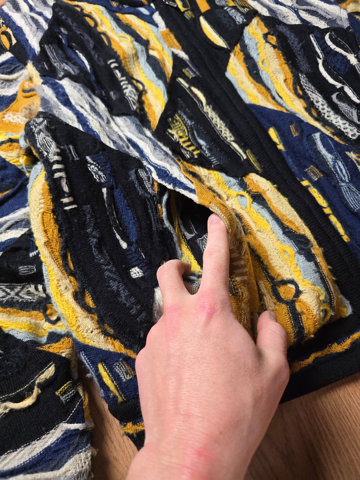 80-90s Coogi 3D Wool Knit Zip Bomber Jacket (M)
