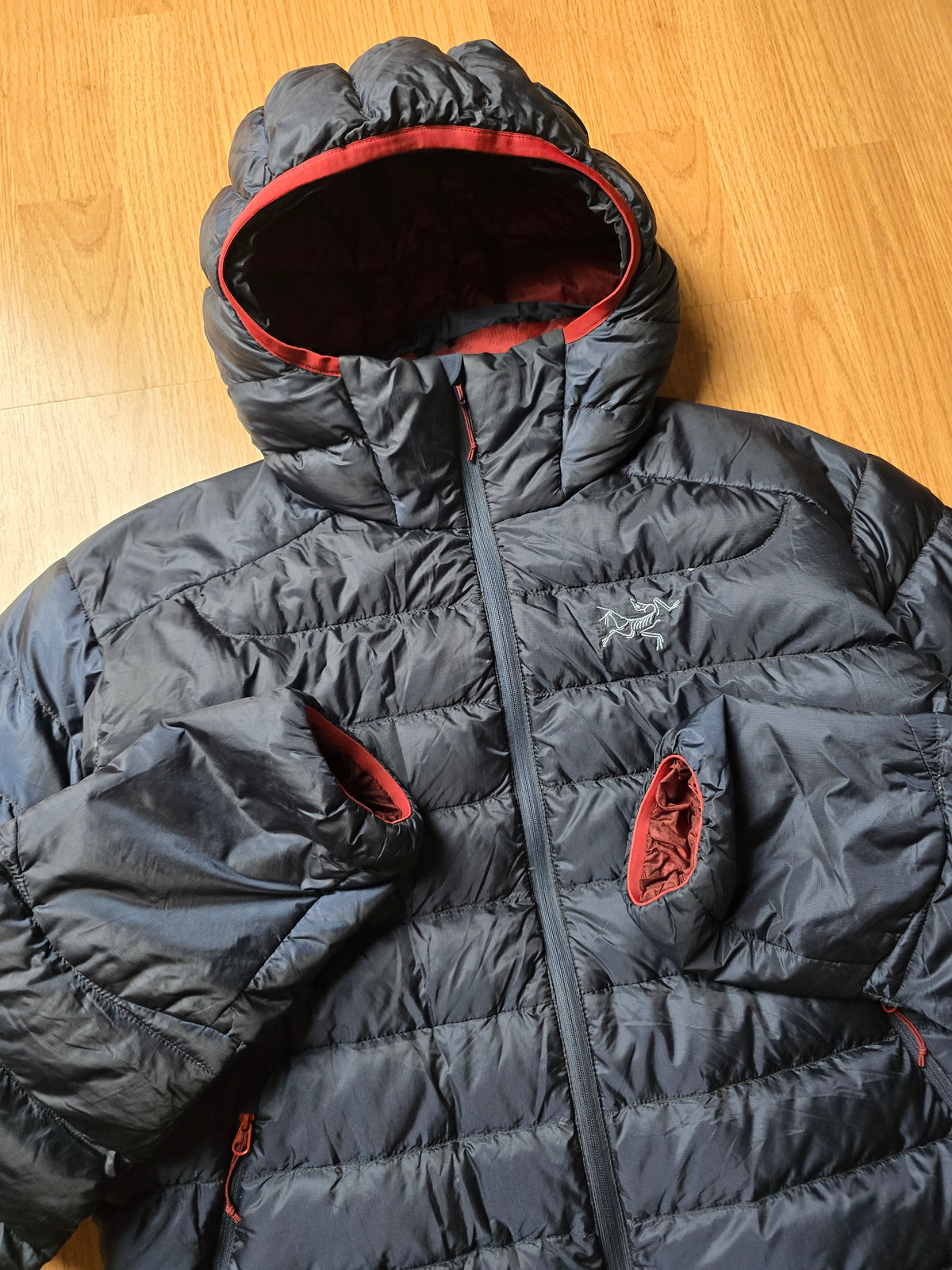 Arc'teryx 'Cerium LT Hoody' Down Filled Puffer Jacket (M)