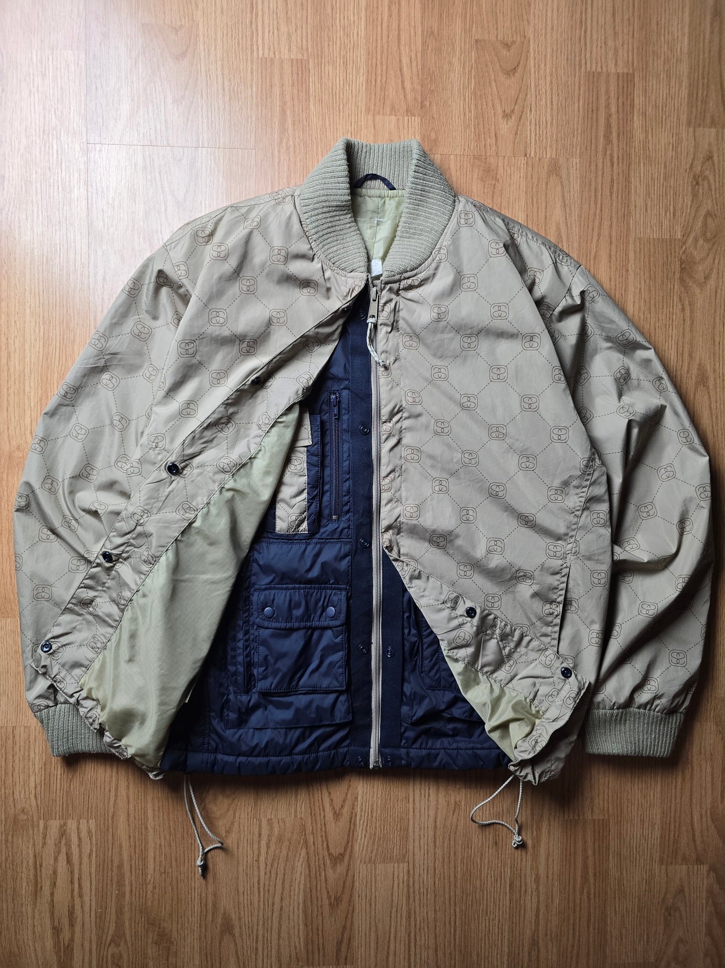 RARE 90s Stussy F.I.T Technical 2-in-1 Monogram Bomber Jacket (L)