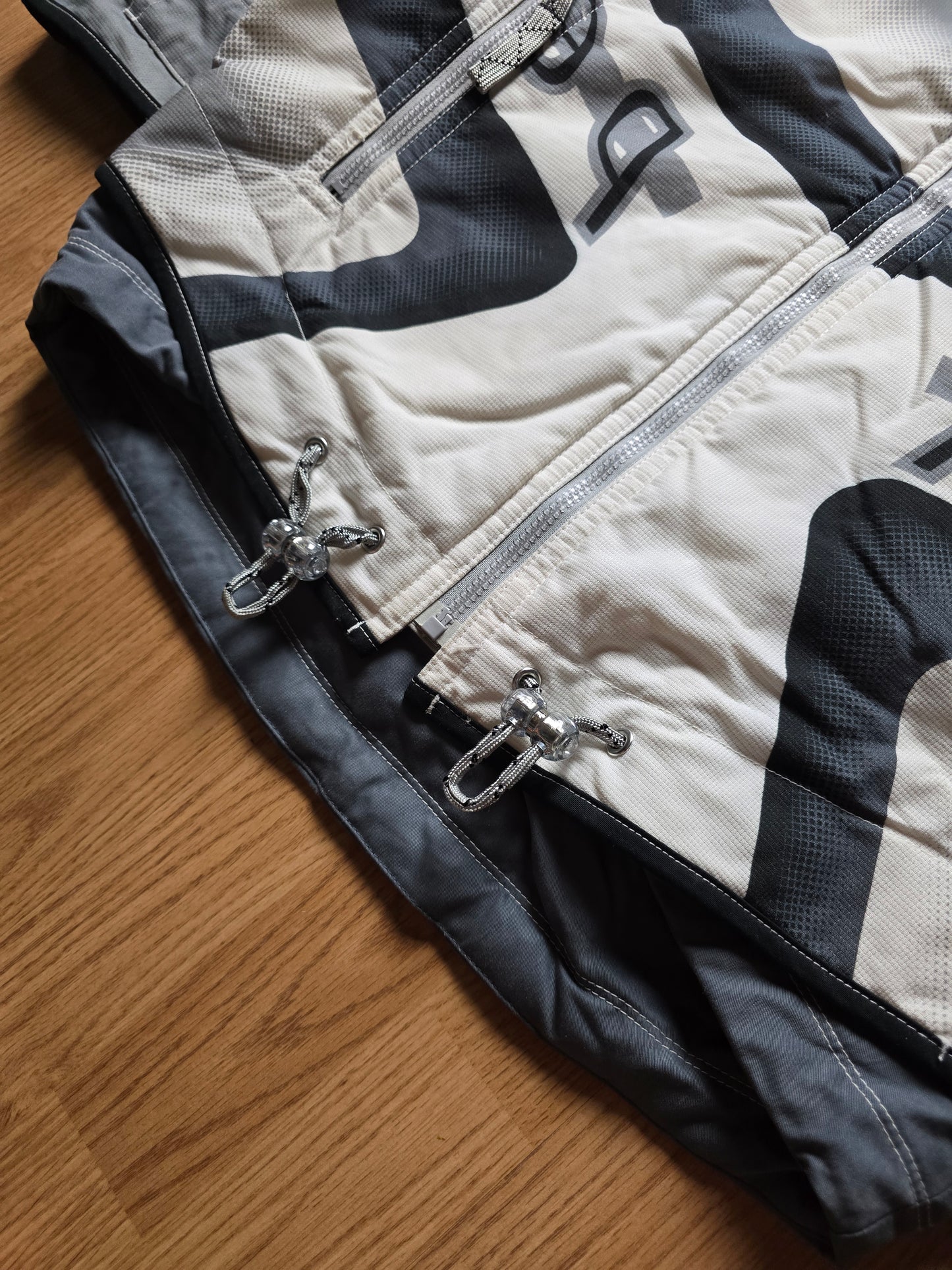 Vintage Salomon Warmtech Technical Performa Snowboard Jacket (M)