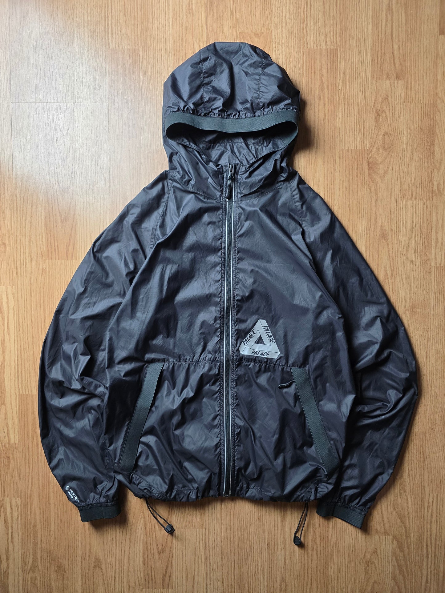 Palace Pertex Lighter Windbreaker Jacket (M)