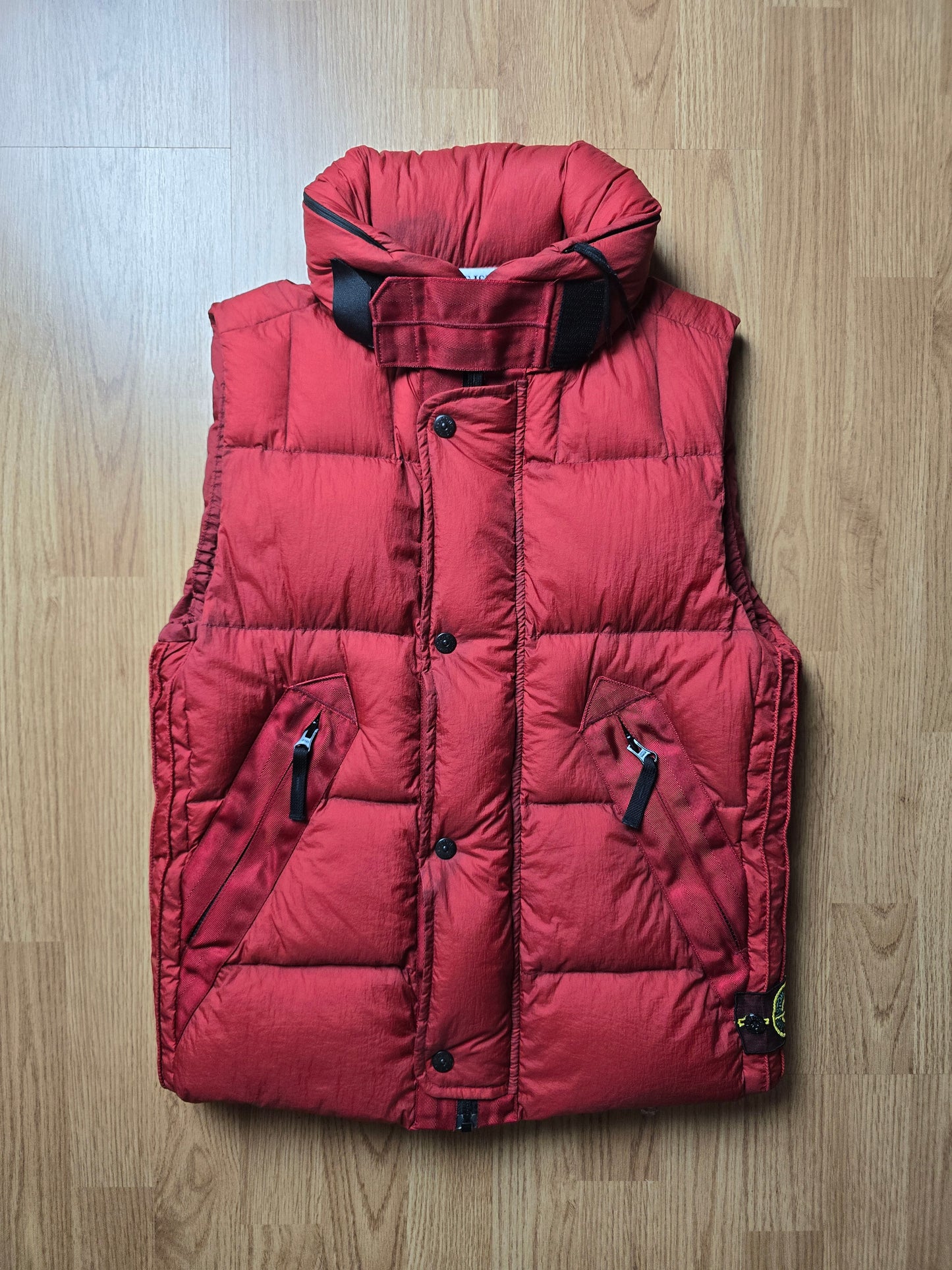 Stone Island AW09 Opaque Nylon Tella Down Mesh Badge Gilet (S)