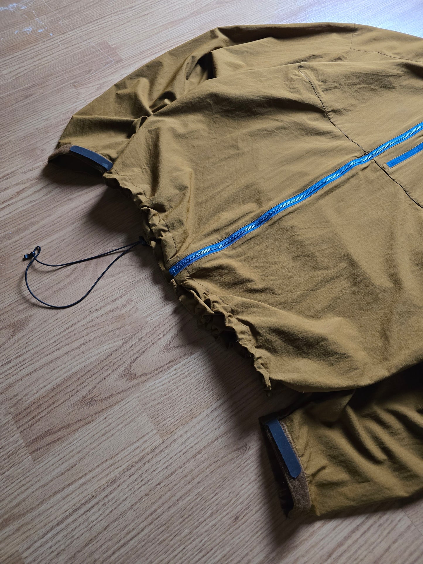 Arc'teryx 'Squamish Hoody' Lightweight Jacket (L)