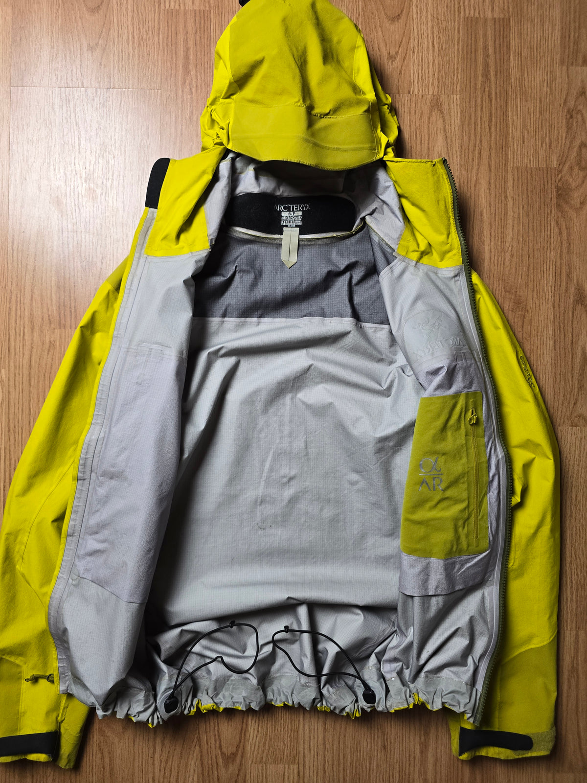 Arc'teryx Alpha AR "Lichen" Gore-tex Pro Shell Jacket (S/M)