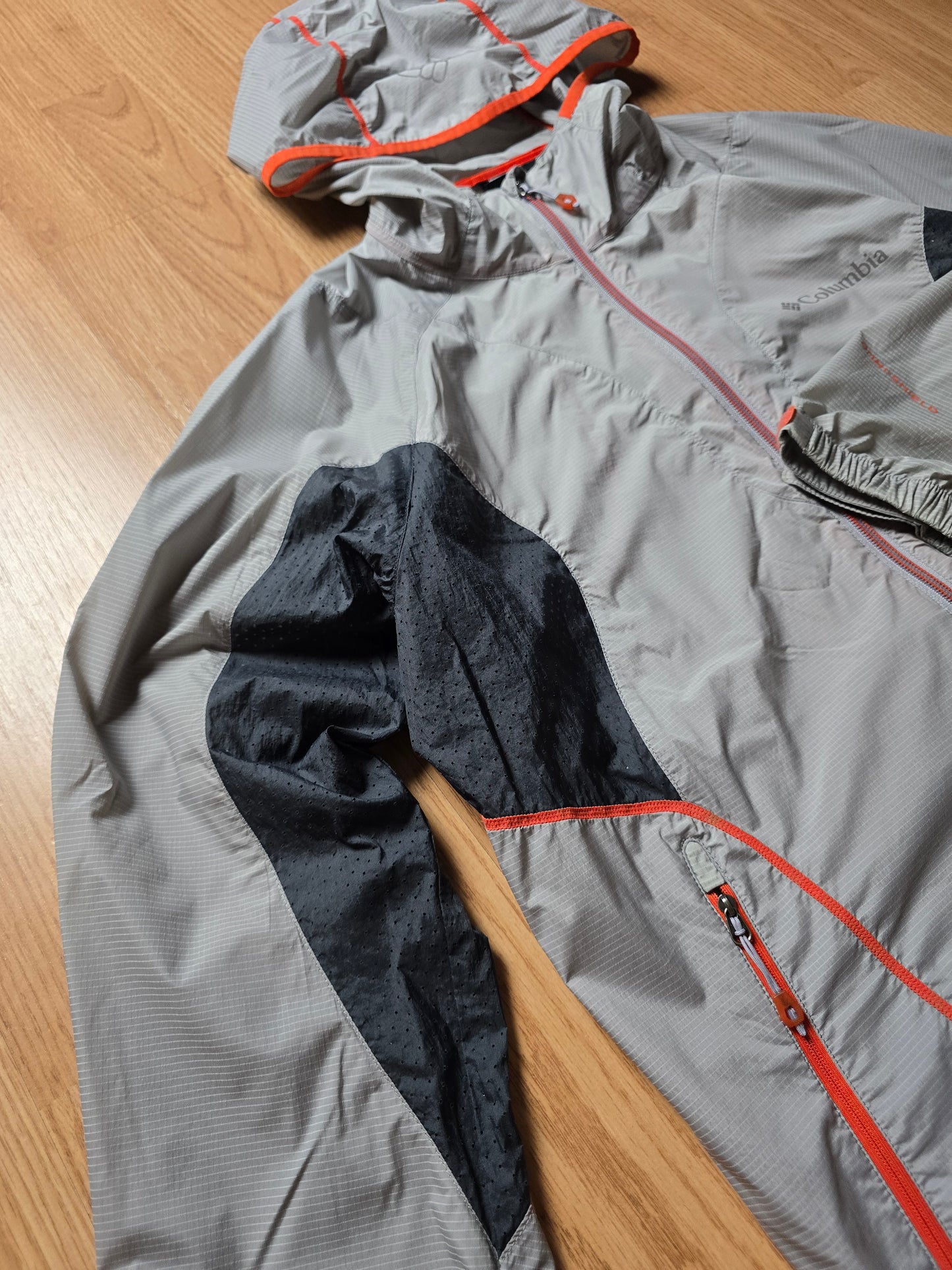 Columbia Omni Shield Windbreaker Jacket (M)