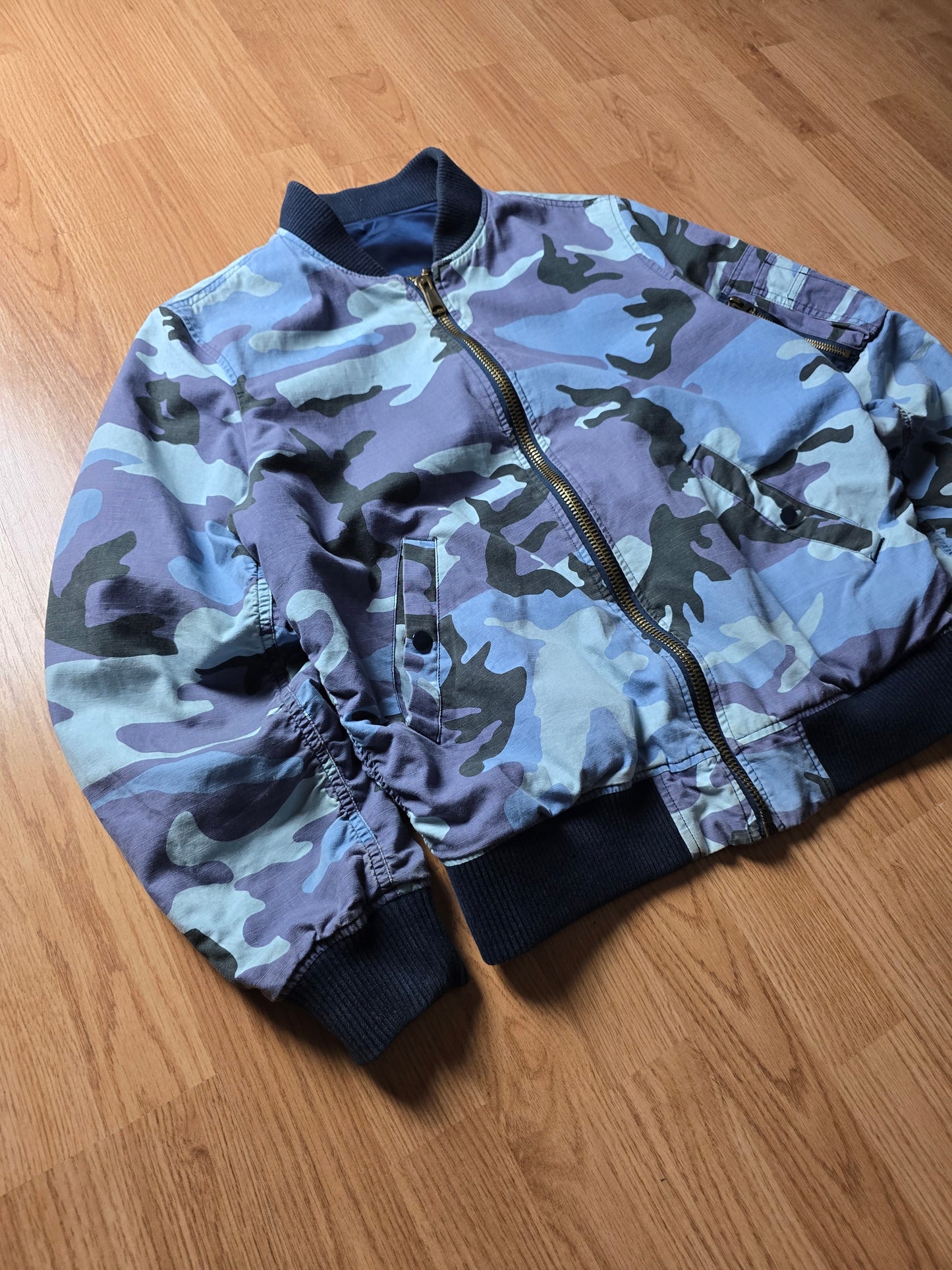 Supreme Reversible MA-1 Cotton Camo Bomber Jacket (M)