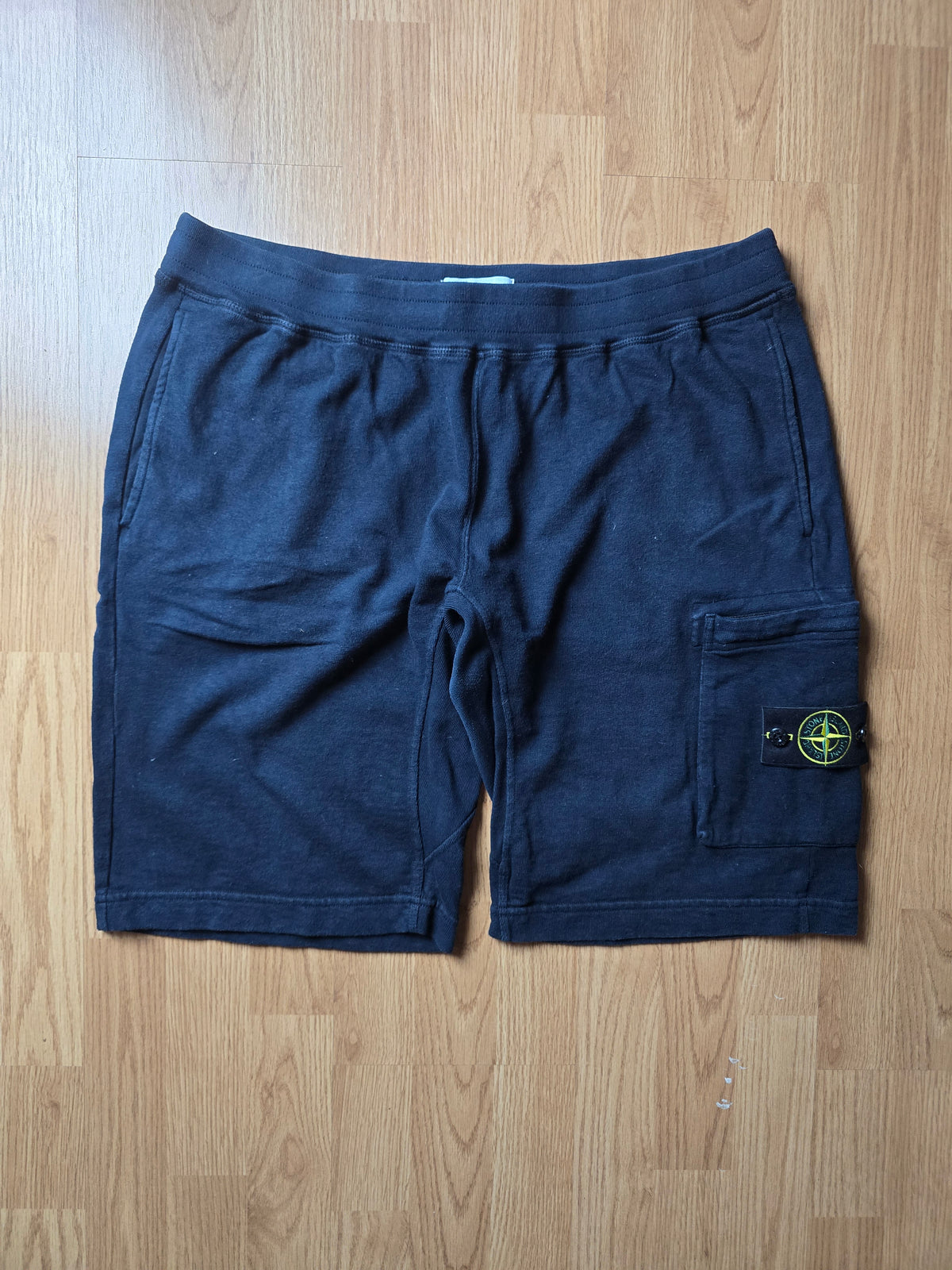 Stone Island Sweat Cargo Shorts (XL/XXL)