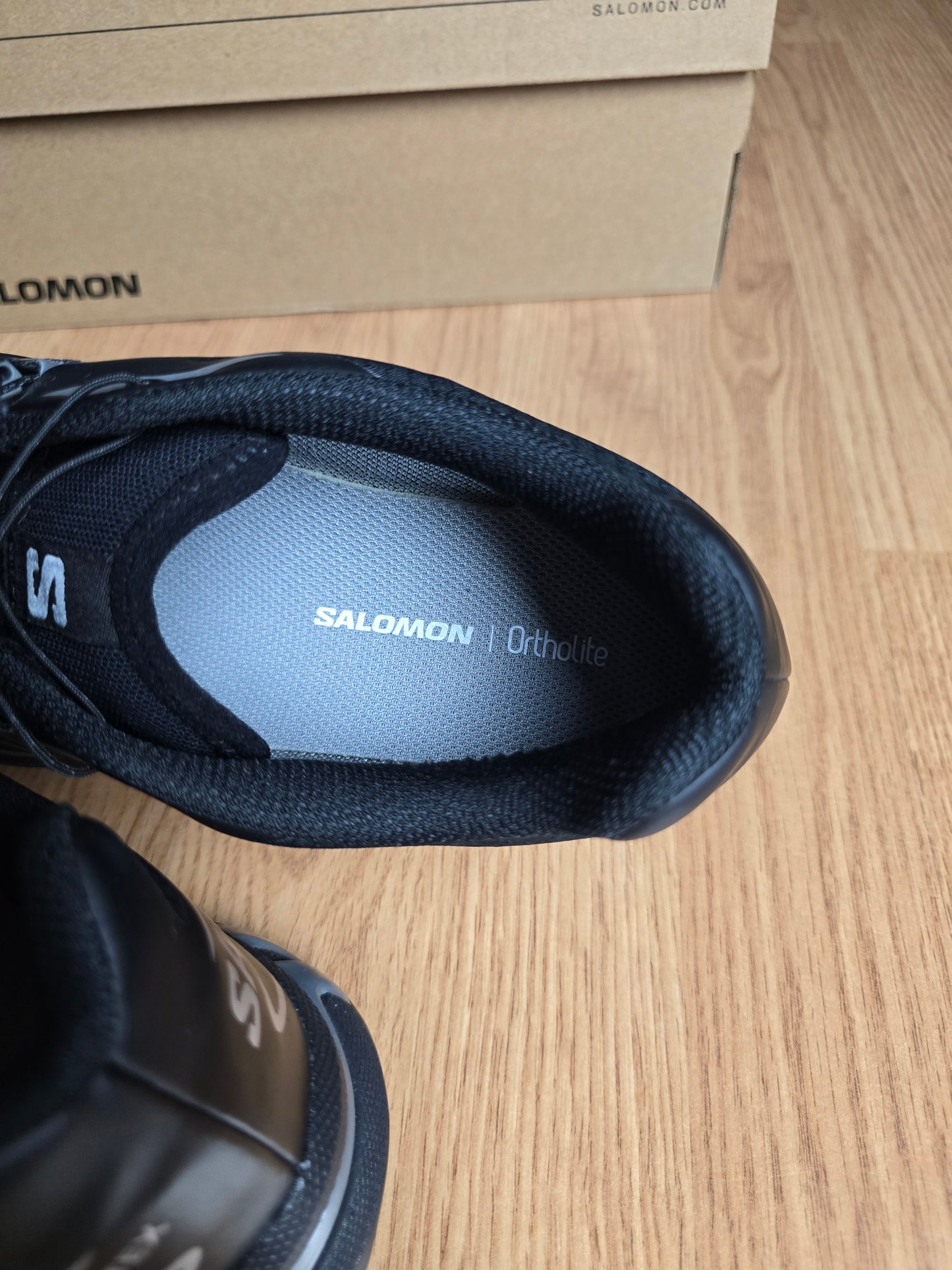 Salomon XT-6 Gore-tex Trainers (UK9)